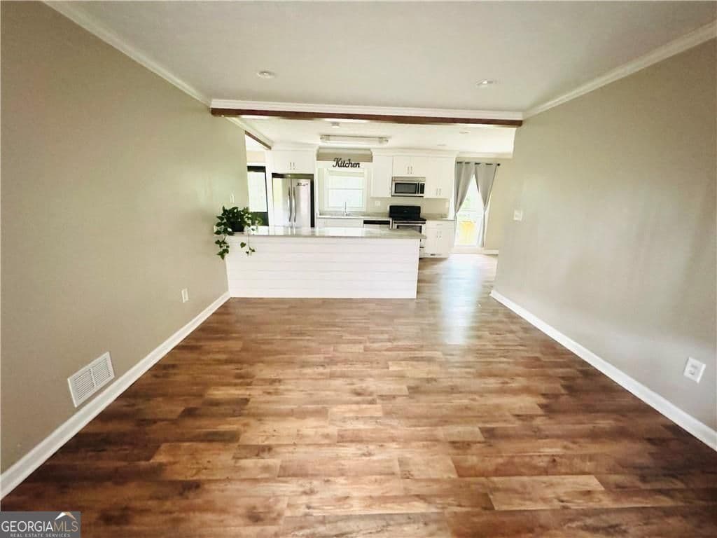 3 bedroom, 2 bathroom, 1,236 sq ft single family residence for sale at 105 Tall Tree Road, Bogart, GA 30622 — photo 5