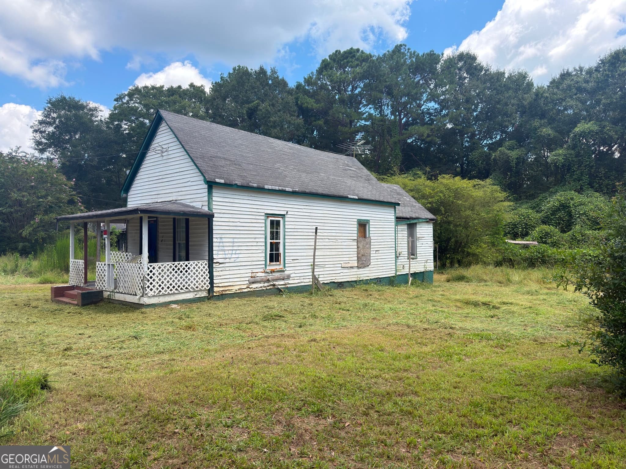 2 bedroom, 1 bathroom, 898 sq ft single family residence for sale at 101 Smith Road, Newnan, GA 30263 — photo 7
