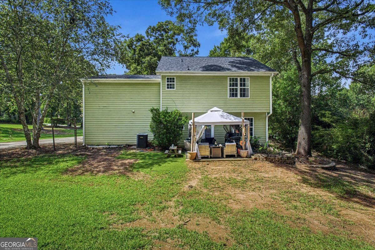 4 bedroom, 2.5 bathroom, 1,672 sq ft single family residence for sale at 110 Alcovy Way, Covington, GA 30014 — photo 9