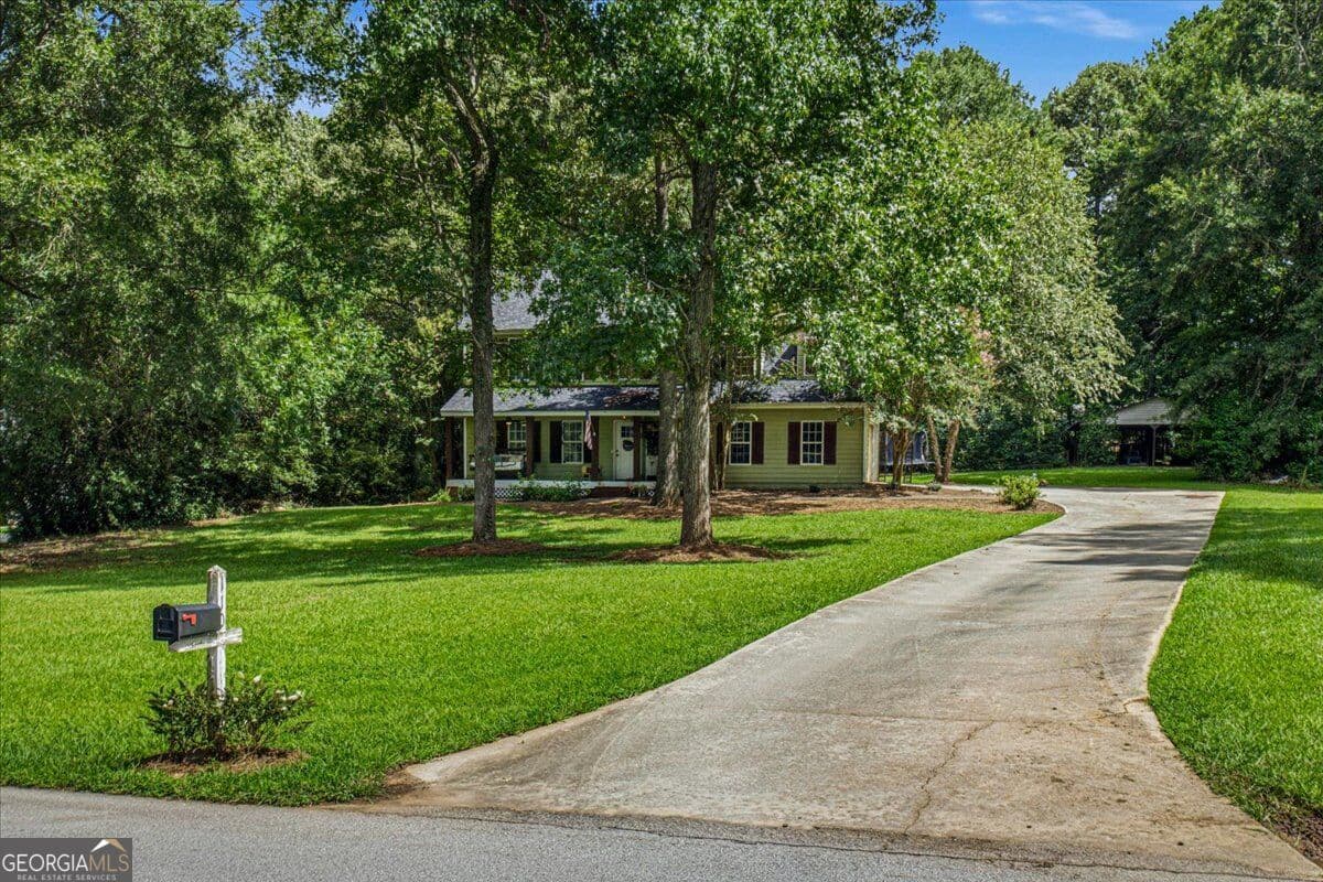 4 bedroom, 2.5 bathroom, 1,672 sq ft single family residence for sale at 110 Alcovy Way, Covington, GA 30014 — photo 8