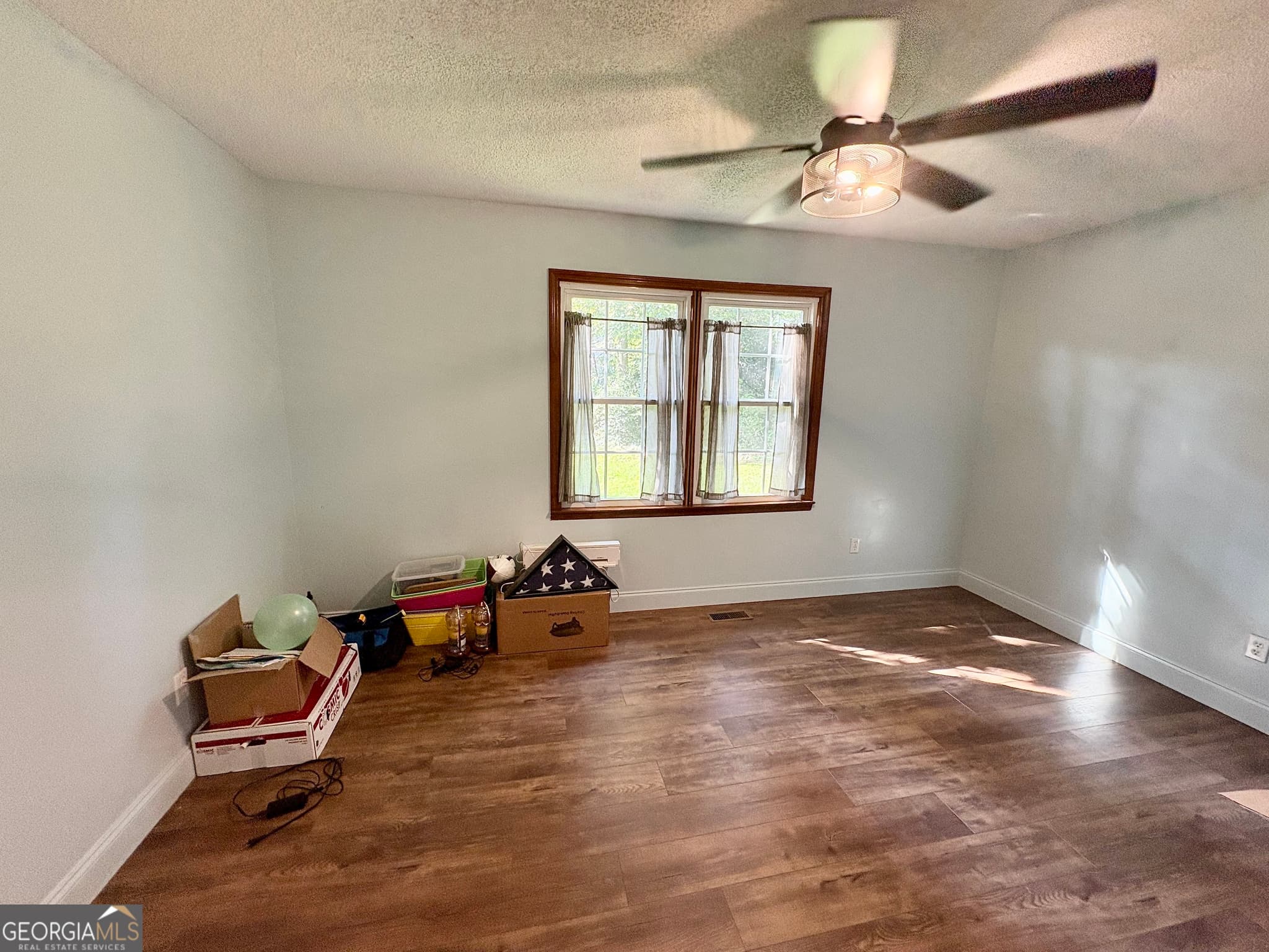 4 bedroom, 3.5 bathroom, 2,907 sq ft single family residence for sale at 102 Alpine Court, Warner Robins, GA 31088 — photo 8