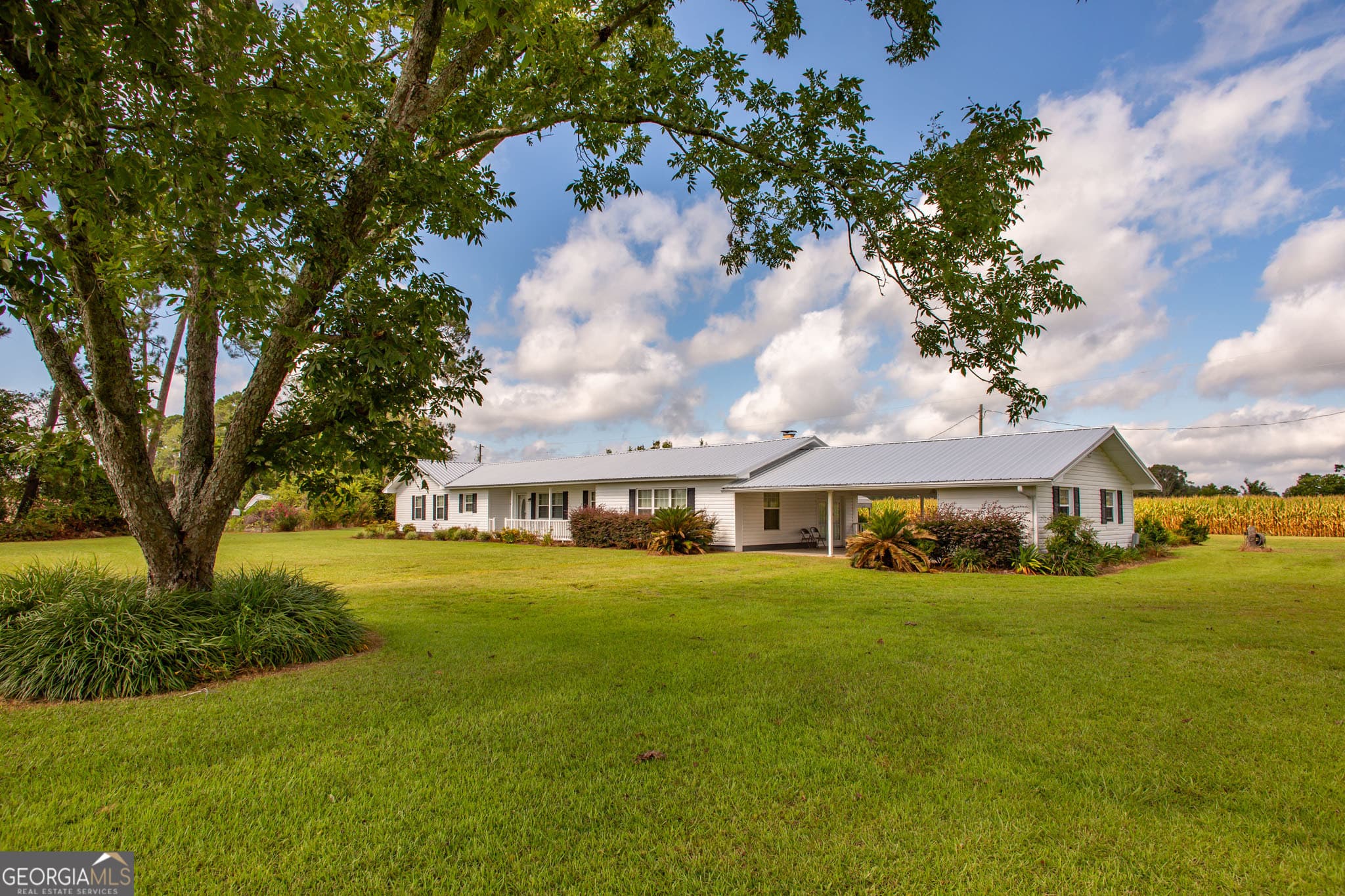 3 bedroom, 2 bathroom, 2,040 sq ft single family residence for sale at 596 Teakwood Road, Alma, GA 31510