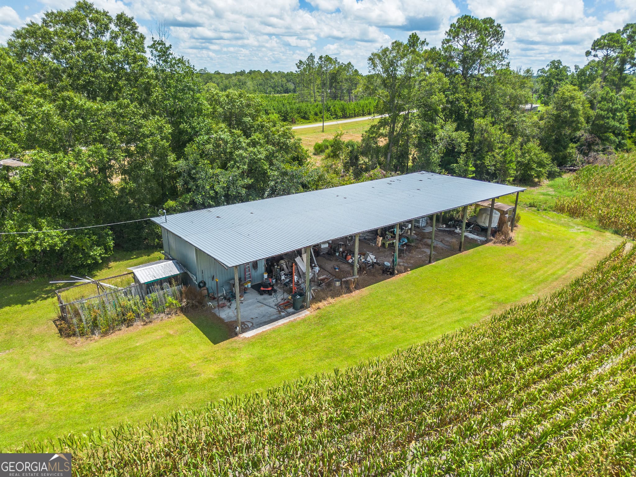 3 bedroom, 2 bathroom, 2,040 sq ft single family residence for sale at 596 Teakwood Road, Alma, GA 31510 — photo 4