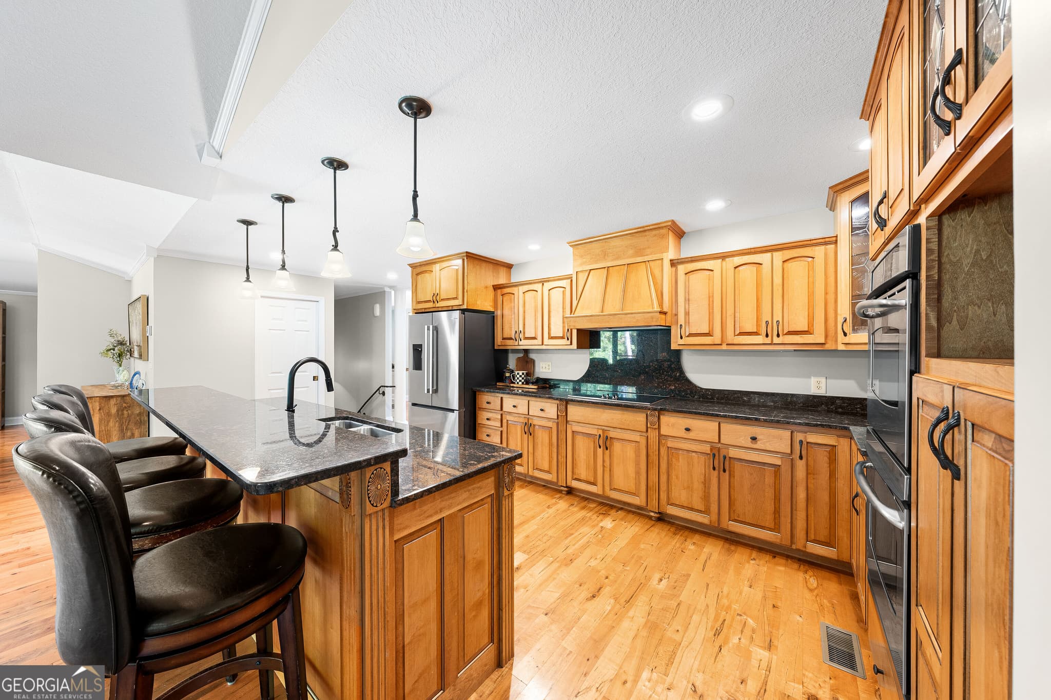 7 bedroom, 5 bathroom, 4,002 sq ft single family residence for sale at 205 Grizzly Bear Lane, Hartwell, GA 30643 — photo 9