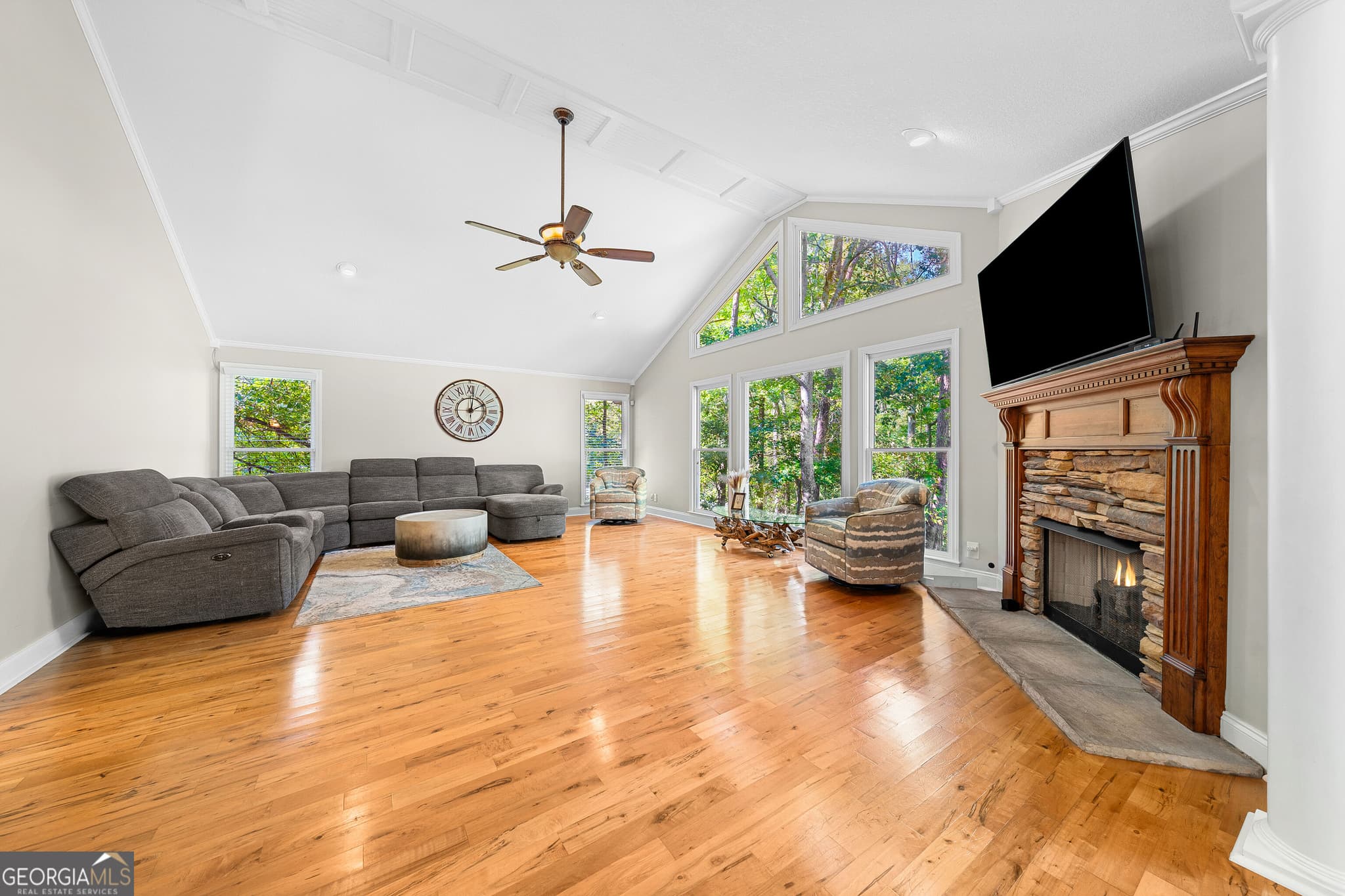 7 bedroom, 5 bathroom, 4,002 sq ft single family residence for sale at 205 Grizzly Bear Lane, Hartwell, GA 30643 — photo 10