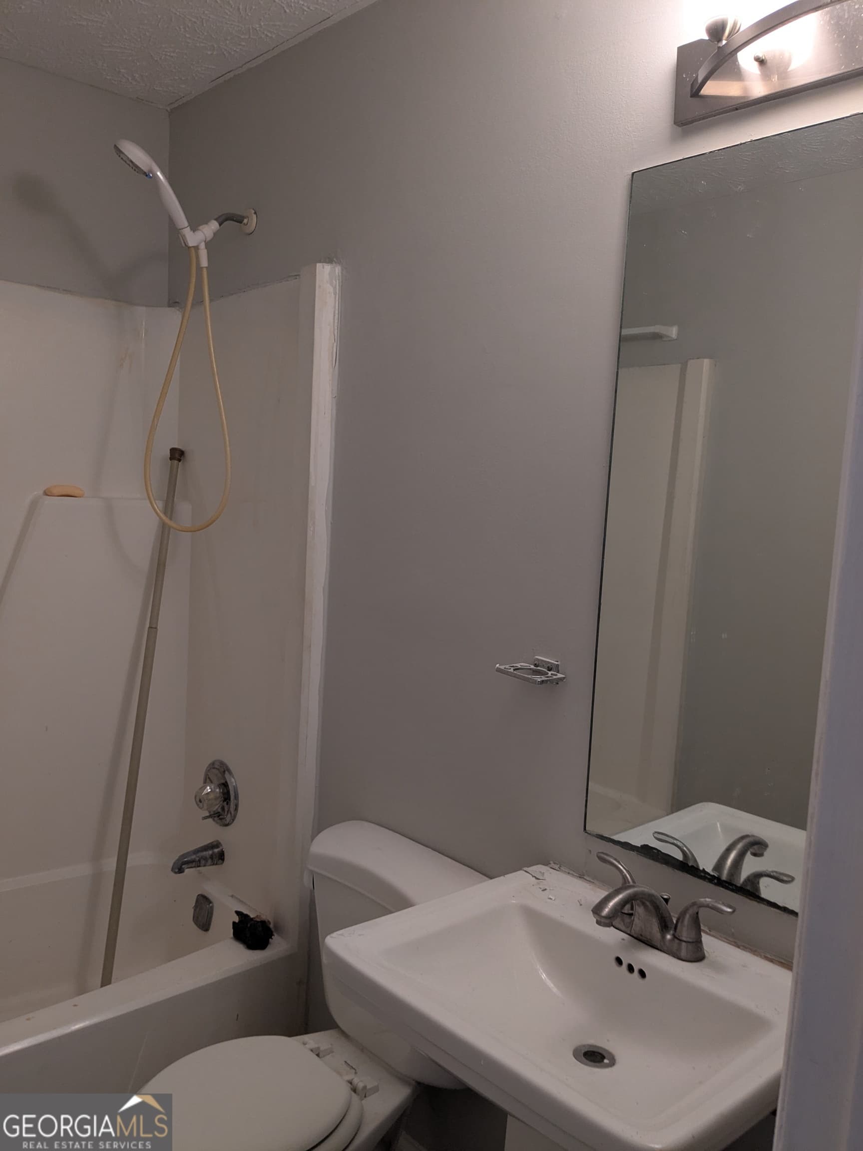 3 bedroom, 2 bathroom, 1,525 sq ft single family residence for sale at 9473 Hidden Hollow Trail, Jonesboro, GA 30236 — photo 9