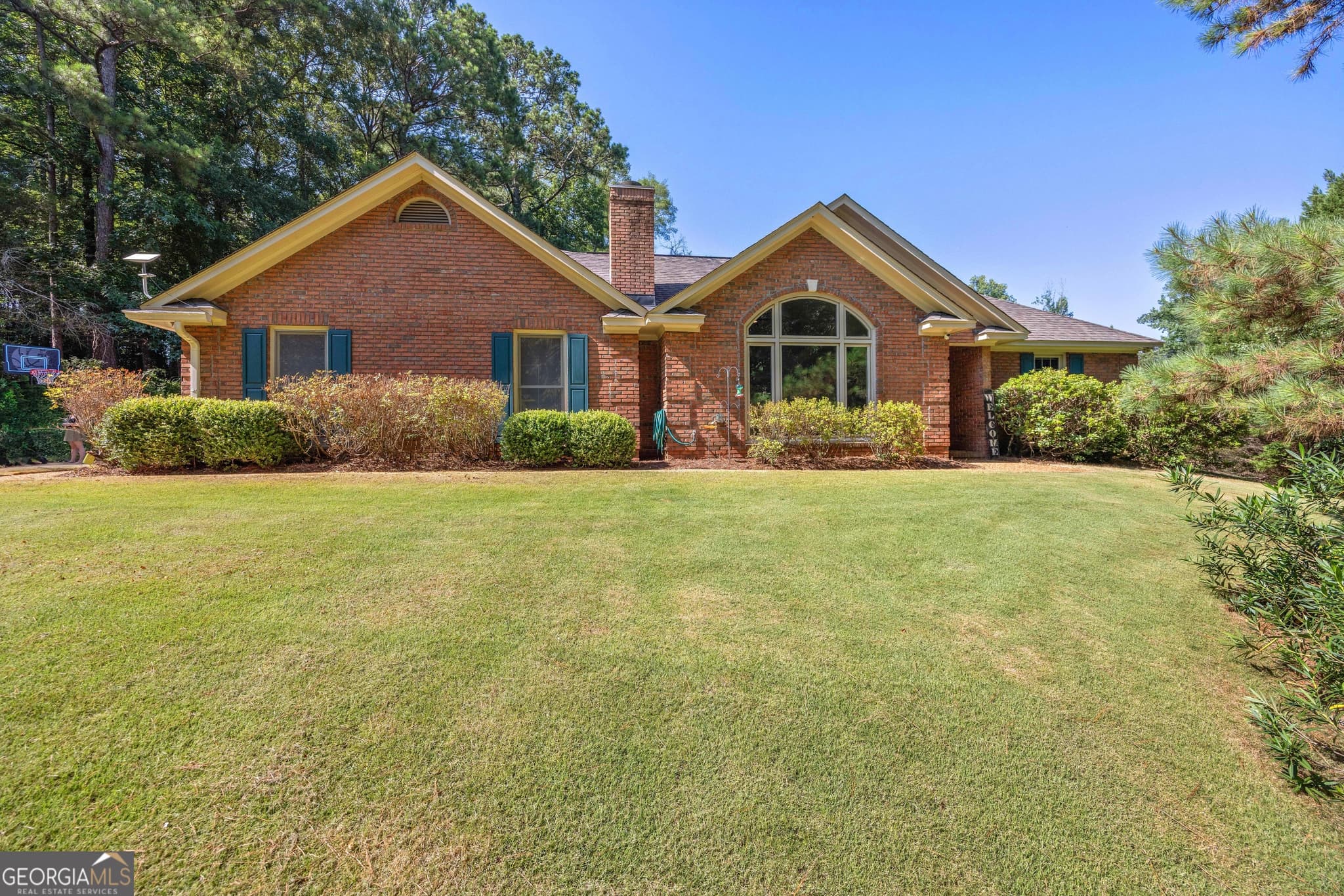 3 bedroom, 2 bathroom, 2,103 sq ft single family residence sold at 8100 Warm Springs Road, Midland, GA 31820