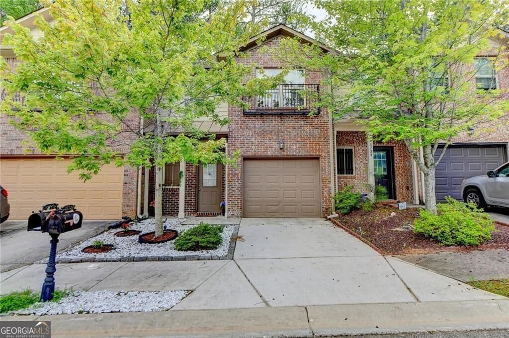 3 bedroom, 2.5 bathroom, 1,722 sq ft townhouse for rent at 5732 Singlebriar Court, Norcross, GA 30093 for $2,200 a month — photo 1 of 31
