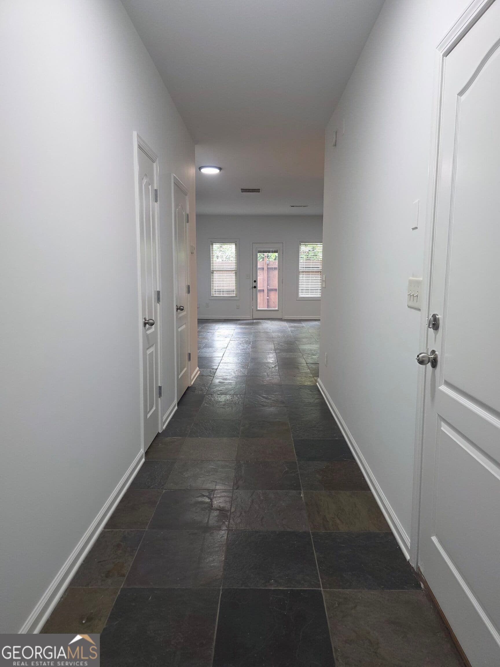 3 bedroom, 2.5 bathroom, 1,722 sq ft townhouse for rent at 5732 Singlebriar Court, Norcross, GA 30093 for $2,200 a month — photo 4