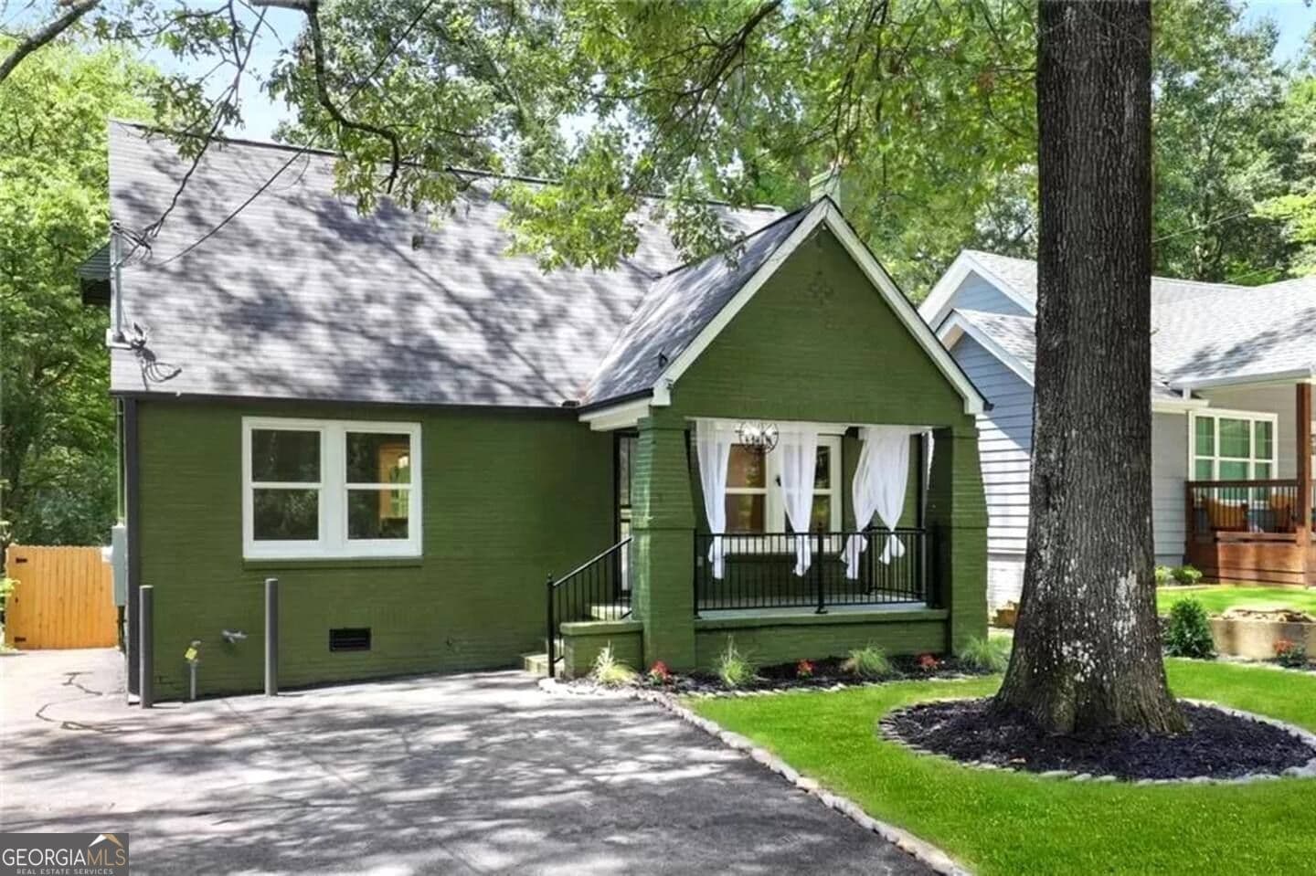 3 bedroom, 3 bathroom, 1,520 sq ft single family residence for rent at 1961 Browns Mill Road, Atlanta, GA 30315 for $2,600 a month — photo 1 of 1
