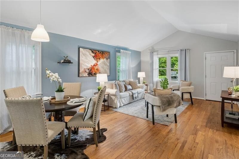 2 bedroom, 2 bathroom, 1,072 sq ft single family residence for sale at 2580 Forrest Avenue, Atlanta, GA 30318 — photo 10