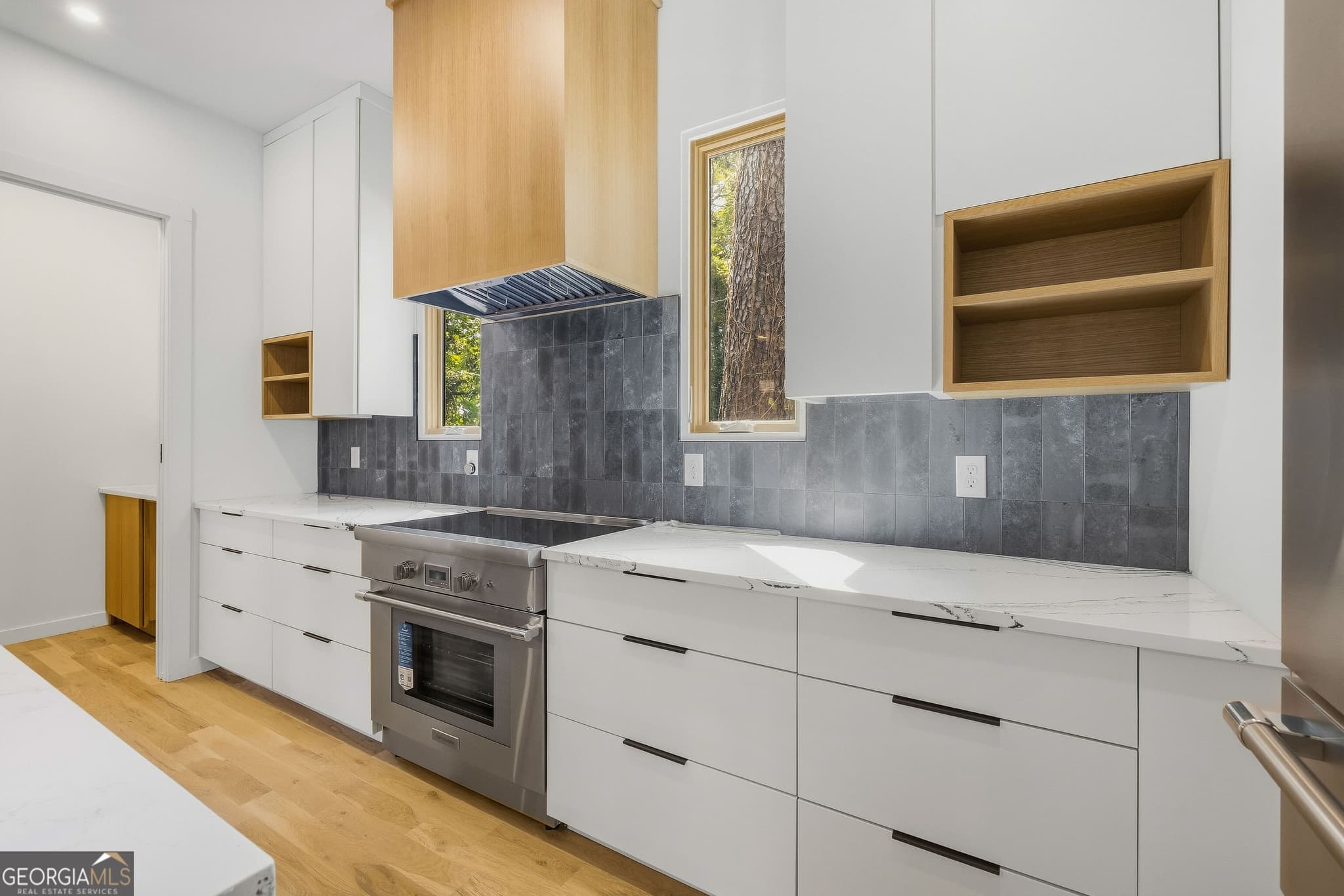 5 bedroom, 4 bathroom, 2,459 sq ft townhouse for sale at 1010 Boulevard A, Atlanta, GA 30312 — photo 8