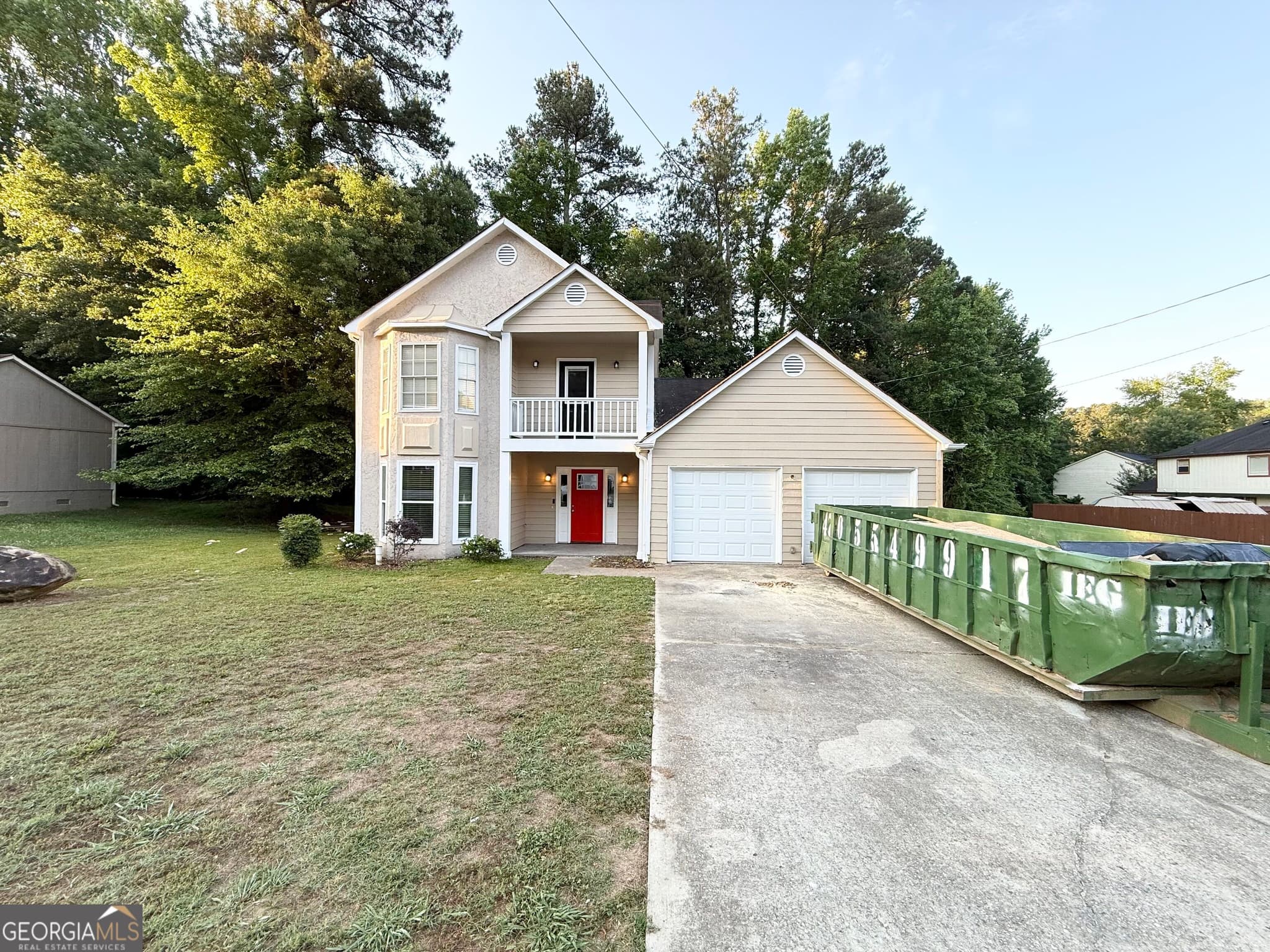 4 bedroom, 2.5 bathroom, 1,688 sq ft single family residence for sale at 3920 Melanie Woods Drive, South Fulton, GA 30349 — photo 2