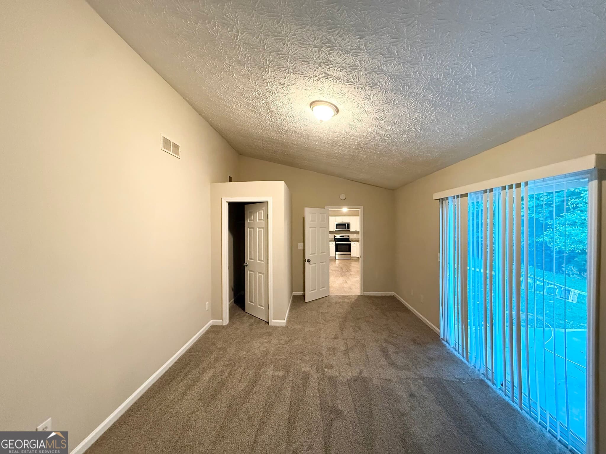 4 bedroom, 2.5 bathroom, 1,688 sq ft single family residence for sale at 3920 Melanie Woods Drive, South Fulton, GA 30349 — photo 10
