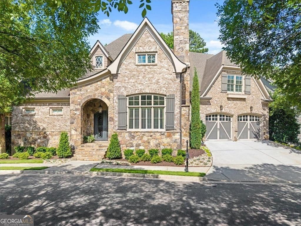 5 bedroom, 5.5 bathroom, 5,832 sq ft single family residence sold at 2225 Watercrest Commons Circle, Marietta, GA 30062