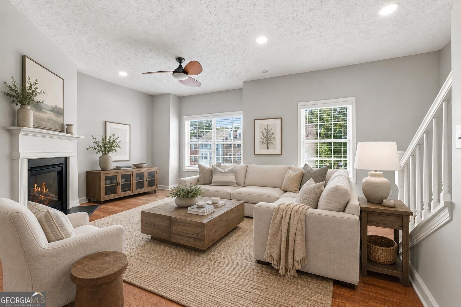 4 bedroom, 3.5 bathroom, 2,000 sq ft townhouse for sale at 3684 Lantern Walk Lane, Scottdale, GA 30079 — photo 8