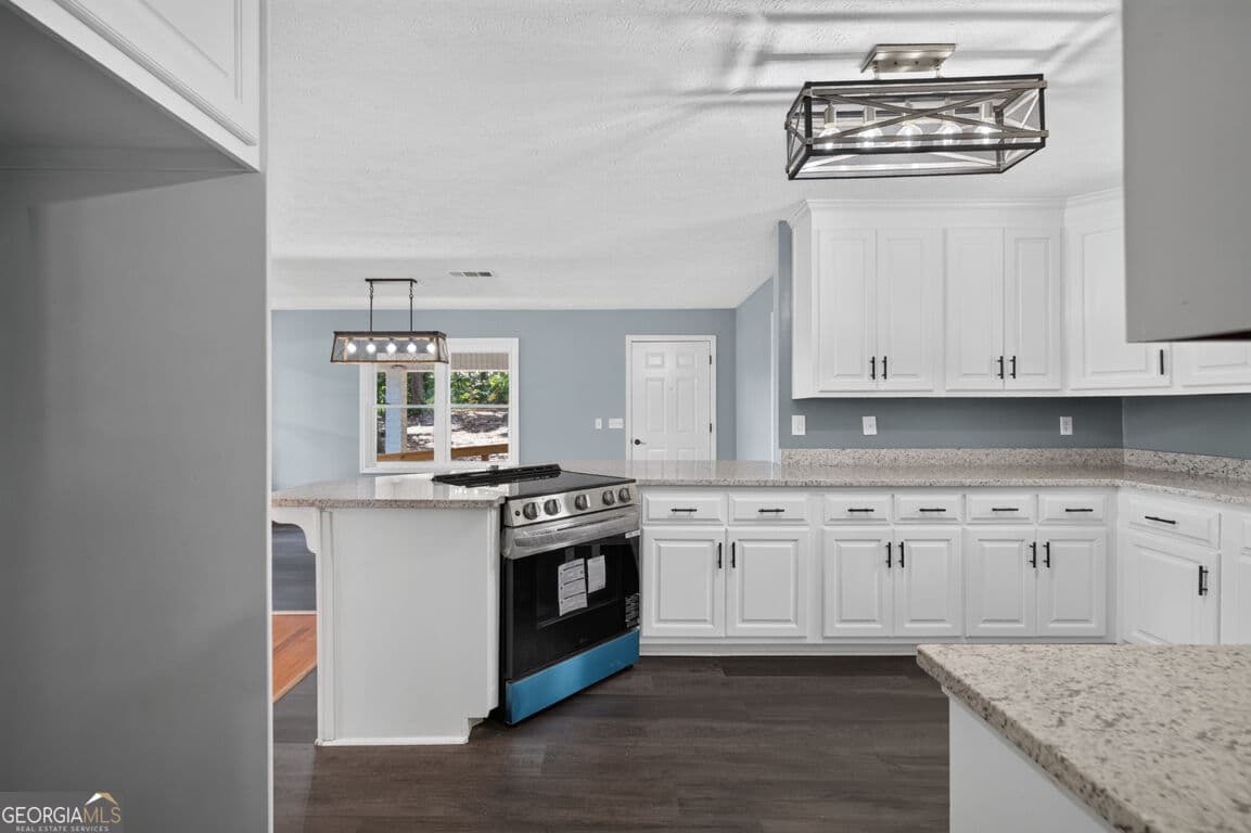 3 bedroom, 2 bathroom, 1,684 sq ft single family residence for sale at 3141 Highway 172, Bowman, GA 30624 — photo 6