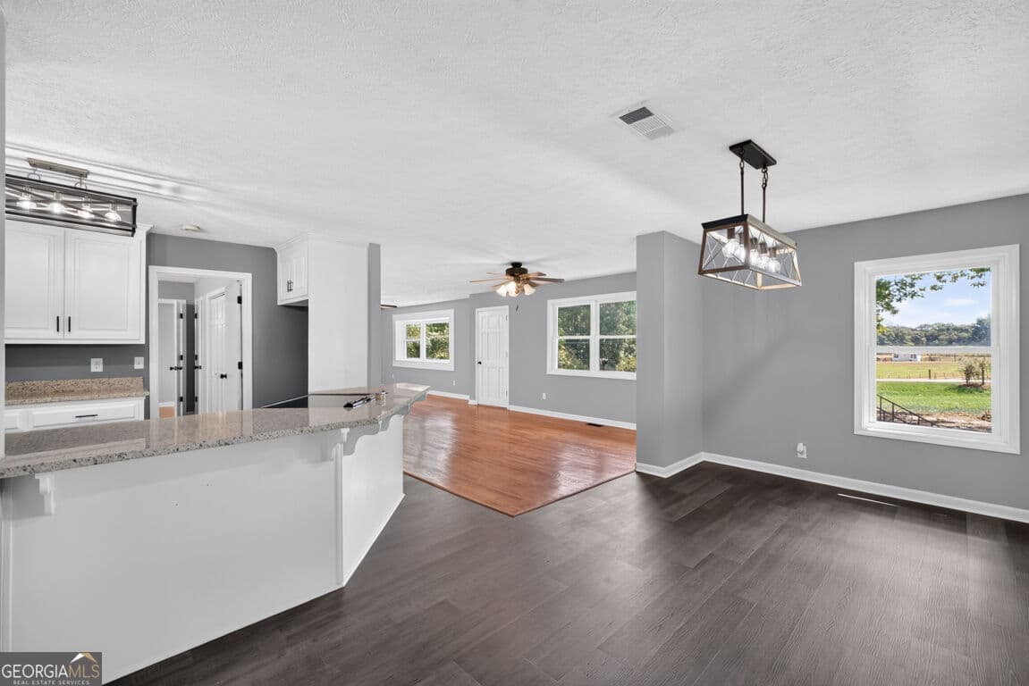 3 bedroom, 2 bathroom, 1,684 sq ft single family residence for sale at 3141 Highway 172, Bowman, GA 30624 — photo 5