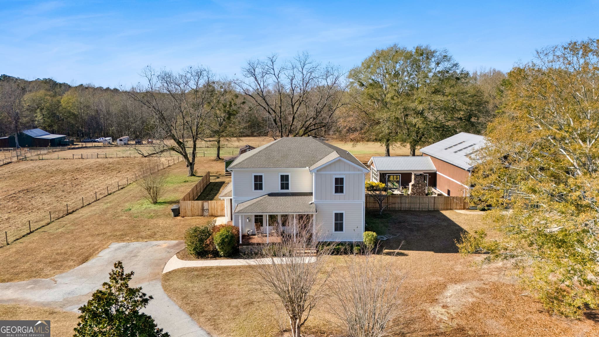 5 bedroom, 2.5 bathroom, 2,960 sq ft single family residence for sale at 371 Milner, Meansville, GA 30256