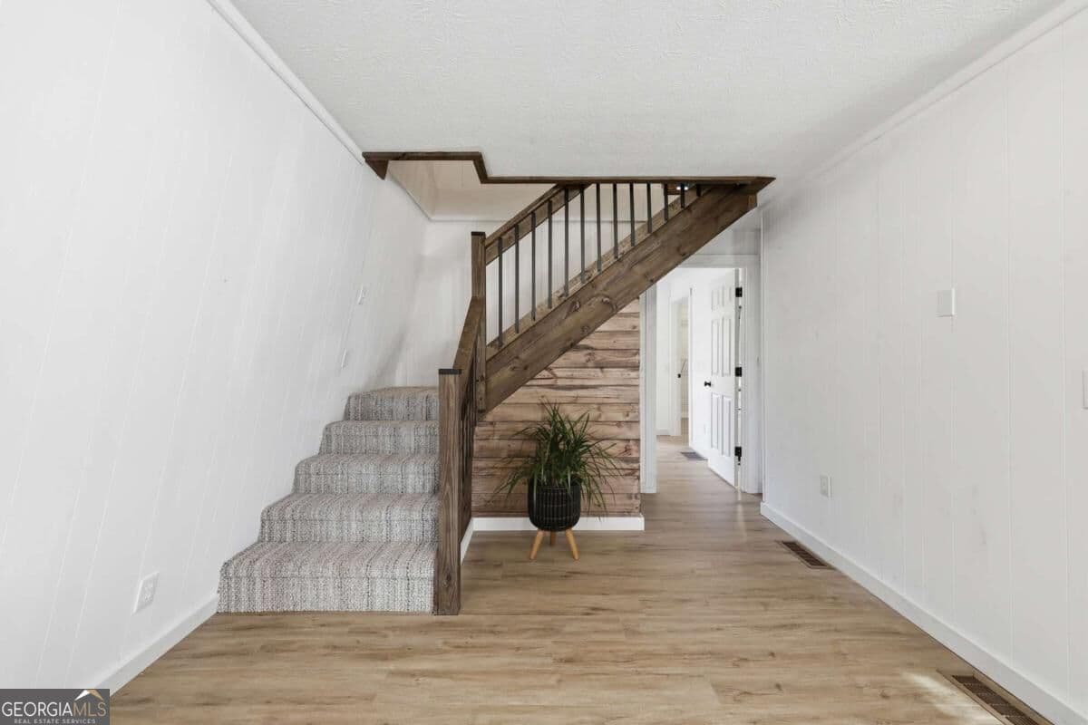 3 bedroom, 2 bathroom, 1,280 sq ft single family residence for sale at 375 Wilbanks Street, Baldwin, GA 30511 — photo 10