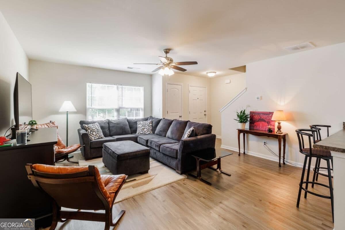 3 bedroom, 2.5 bathroom, 1,497 sq ft single family residence for sale at 304 Samuel Clemens Way, Athens, GA 30607 — photo 4