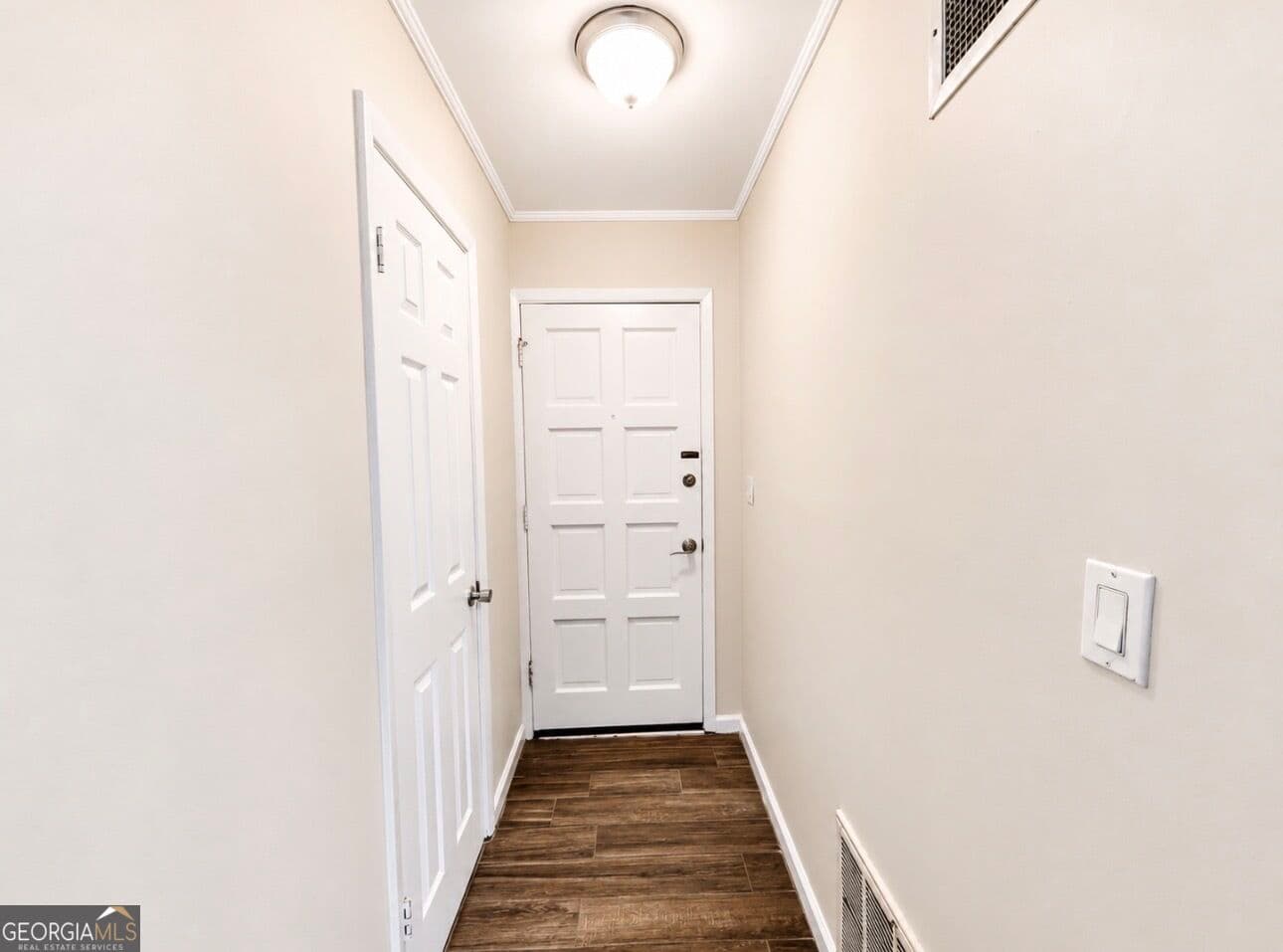 2 bedroom, 1.5 bathroom, 1,092 sq ft condominium for sale at 2545 Bradford Square, Atlanta, GA 30345 — photo 3