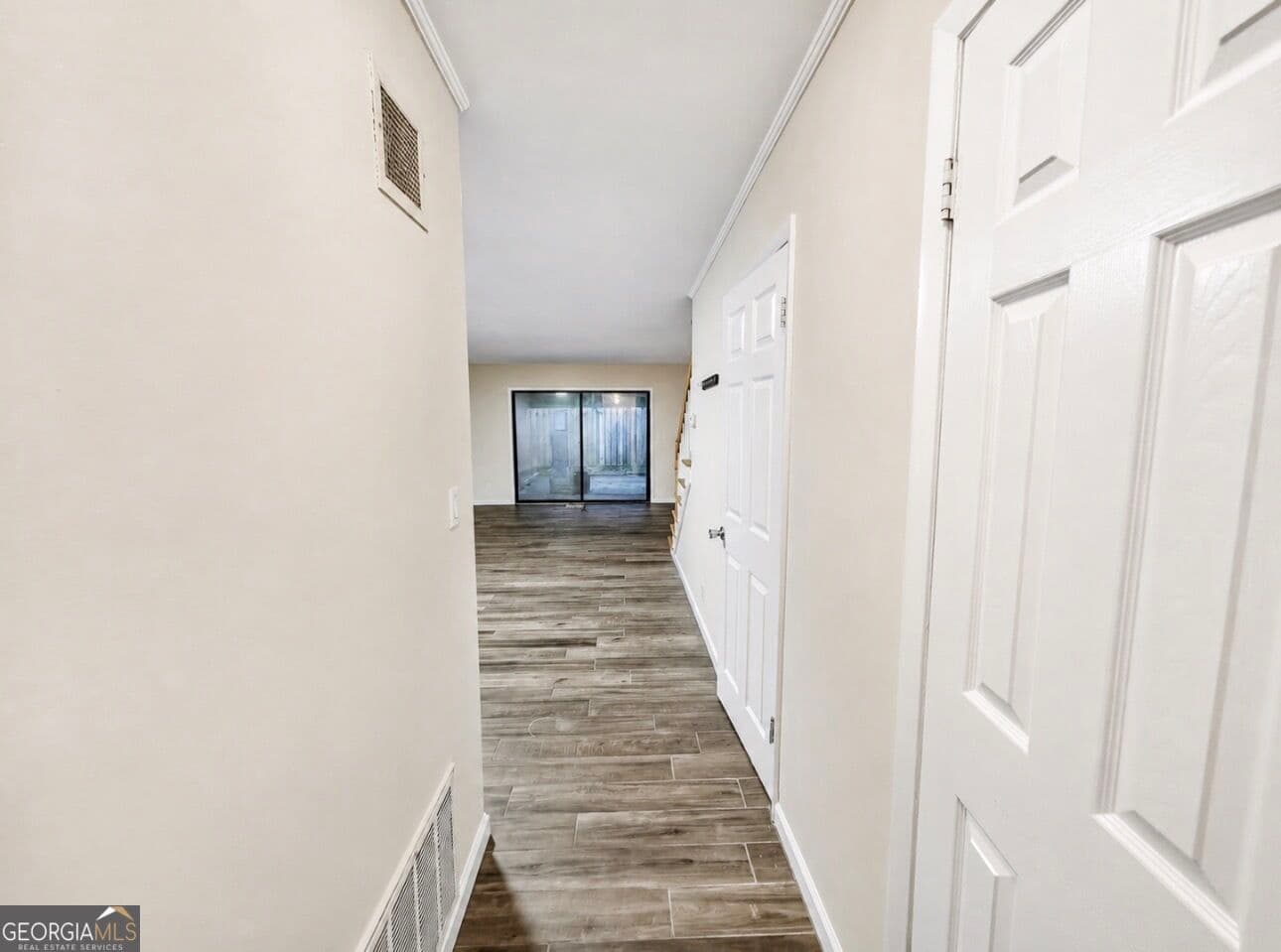 2 bedroom, 1.5 bathroom, 1,092 sq ft condominium for sale at 2545 Bradford Square, Atlanta, GA 30345 — photo 5