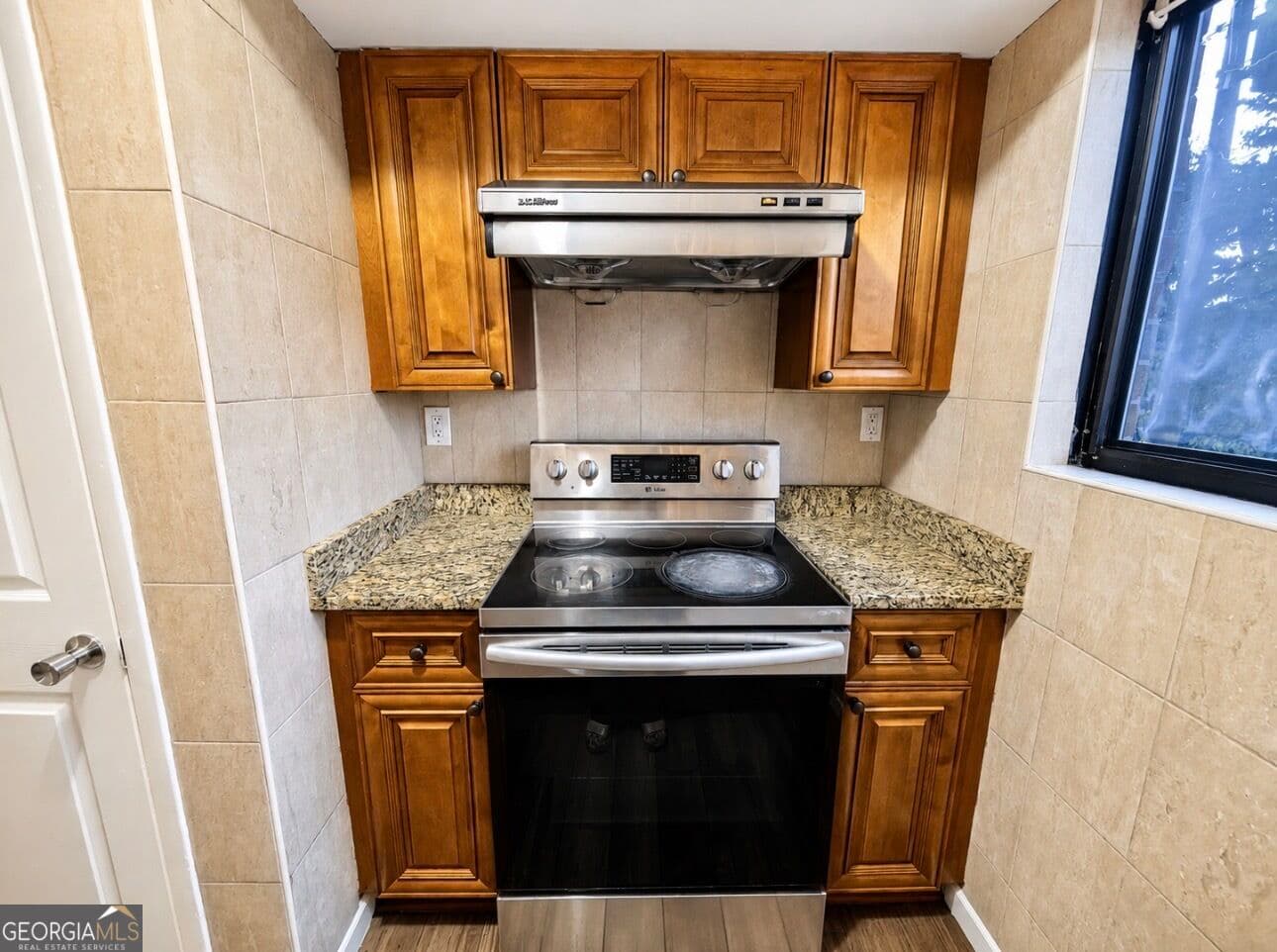 2 bedroom, 1.5 bathroom, 1,092 sq ft condominium for sale at 2545 Bradford Square, Atlanta, GA 30345 — photo 10