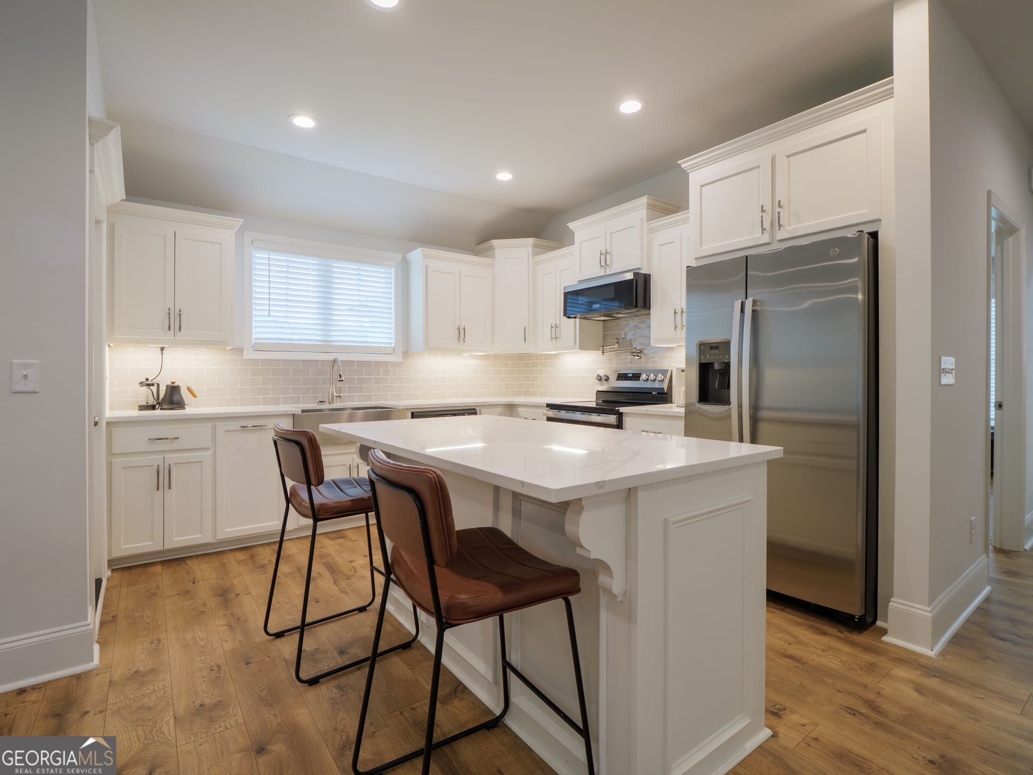 4 bedroom, 2 bathroom, 1,658 sq ft single family residence for sale at 311 McNeal Heritage Circle, Hahira, GA 31632 — photo 6