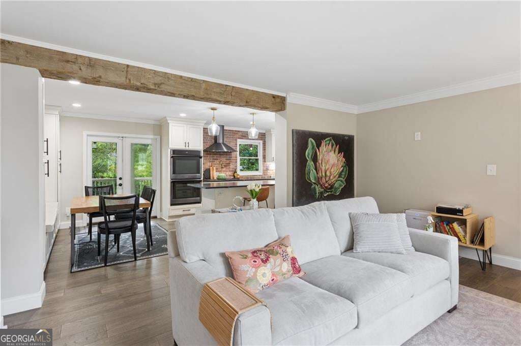 4 bedroom, 3.5 bathroom, 3,262 sq ft single family residence for sale at 3825 Creekview Drive, Marietta, GA 30068 — photo 10