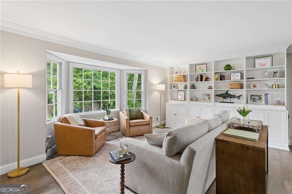 4 bedroom, 3.5 bathroom, 3,262 sq ft single family residence for sale at 3825 Creekview Drive, Marietta, GA 30068 — photo 4