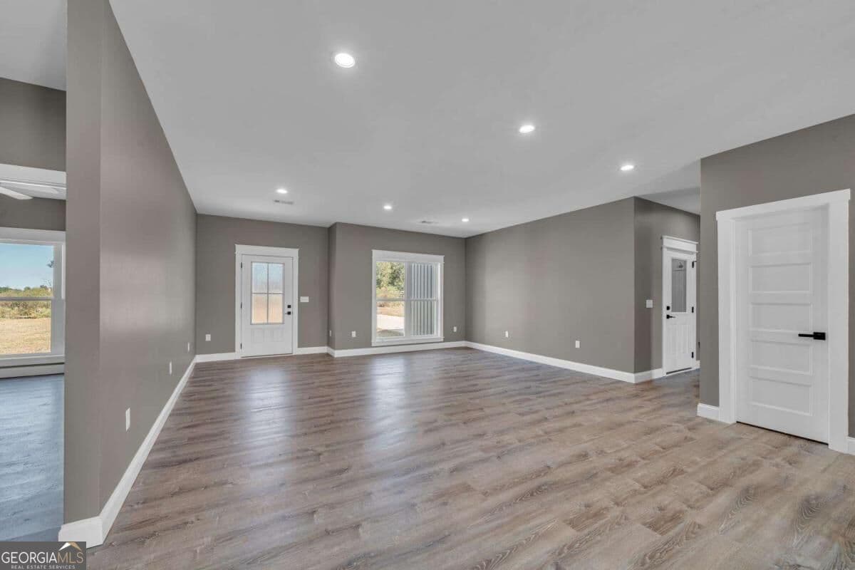 4 bedroom, 2 bathroom, 1,700 sq ft single family residence for sale at 1229 Mark Wood Road, Dexter, GA 31019 — photo 5