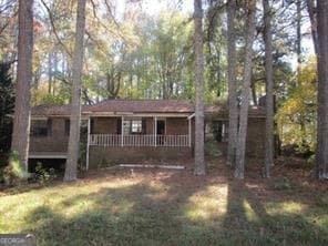 4 bedroom, 2 bathroom, 2,036 sq ft single family residence sold at 3388 Mill Stream Lane, Marietta, GA 30060