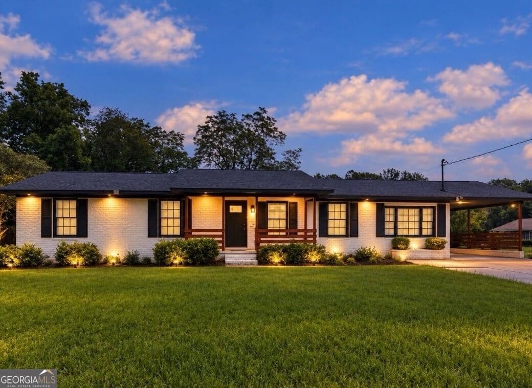 3 bedroom, 2.5 bathroom, 2,000 sq ft single family residence for sale at 3103 Stratford Drive, Macon, GA 31211