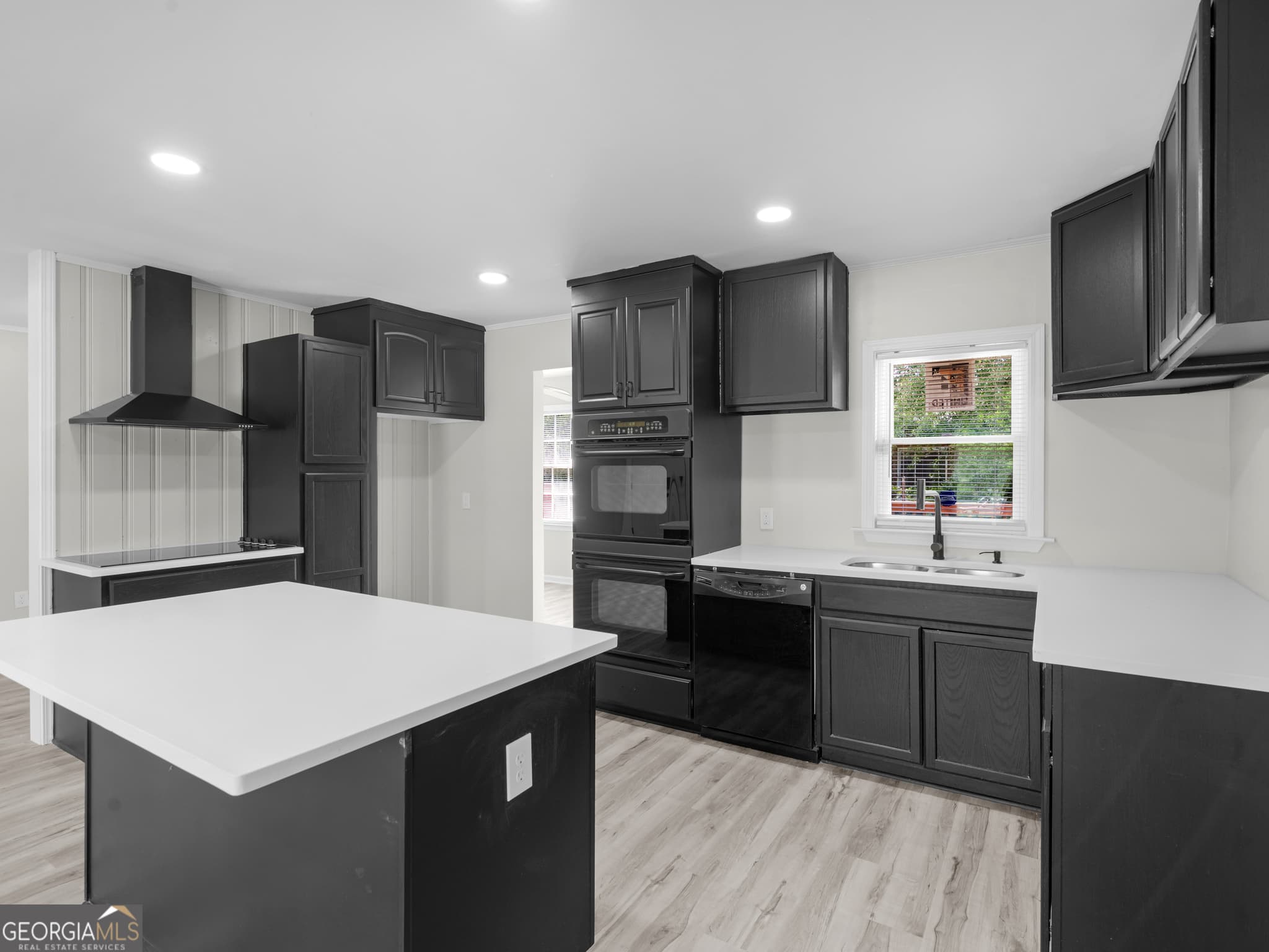 3 bedroom, 2.5 bathroom, 2,000 sq ft single family residence for sale at 3103 Stratford Drive, Macon, GA 31211 — photo 8