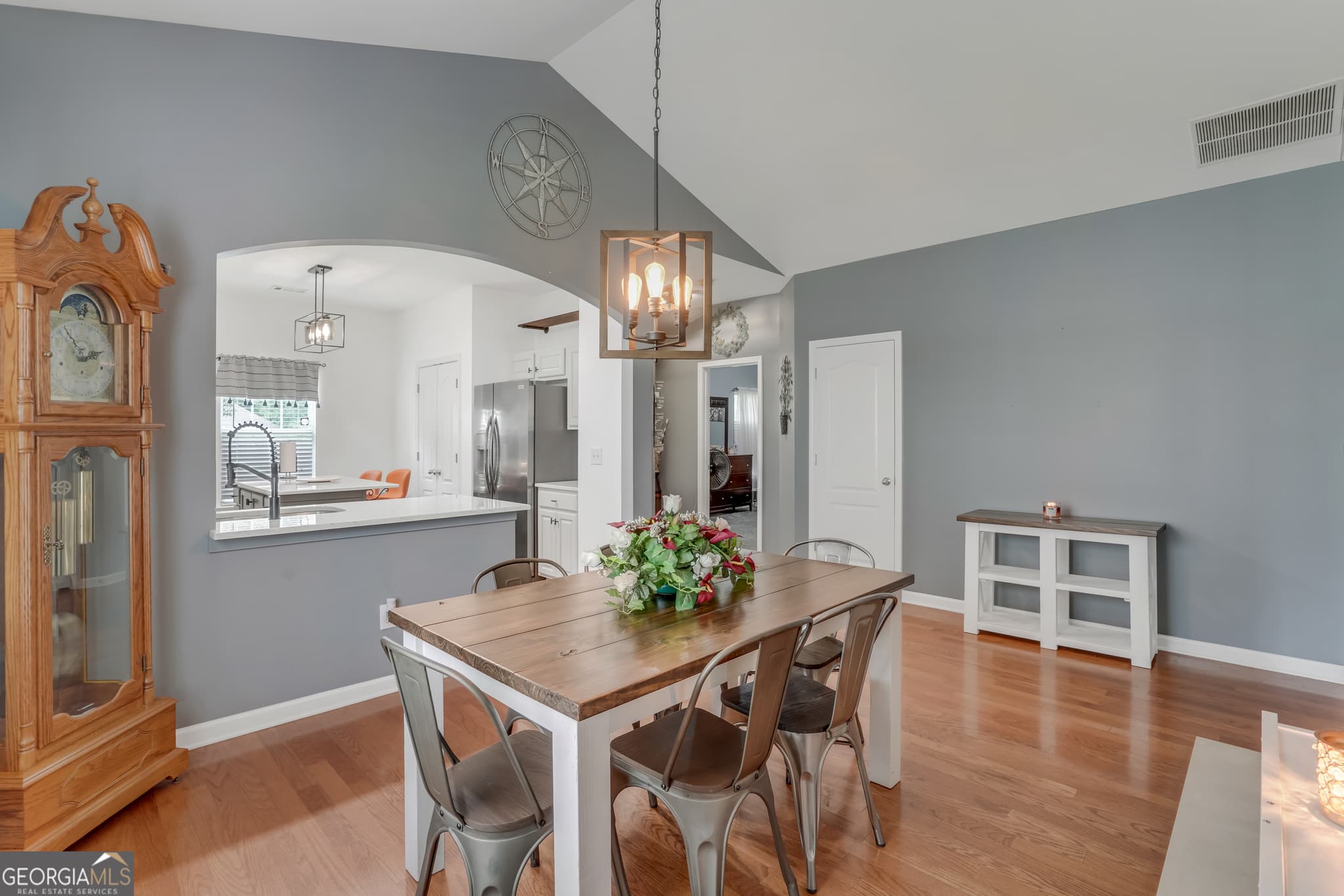 3 bedroom, 2 bathroom, 1,803 sq ft single family residence for sale at 143 Fairway Drive, Newnan, GA 30265 — photo 9