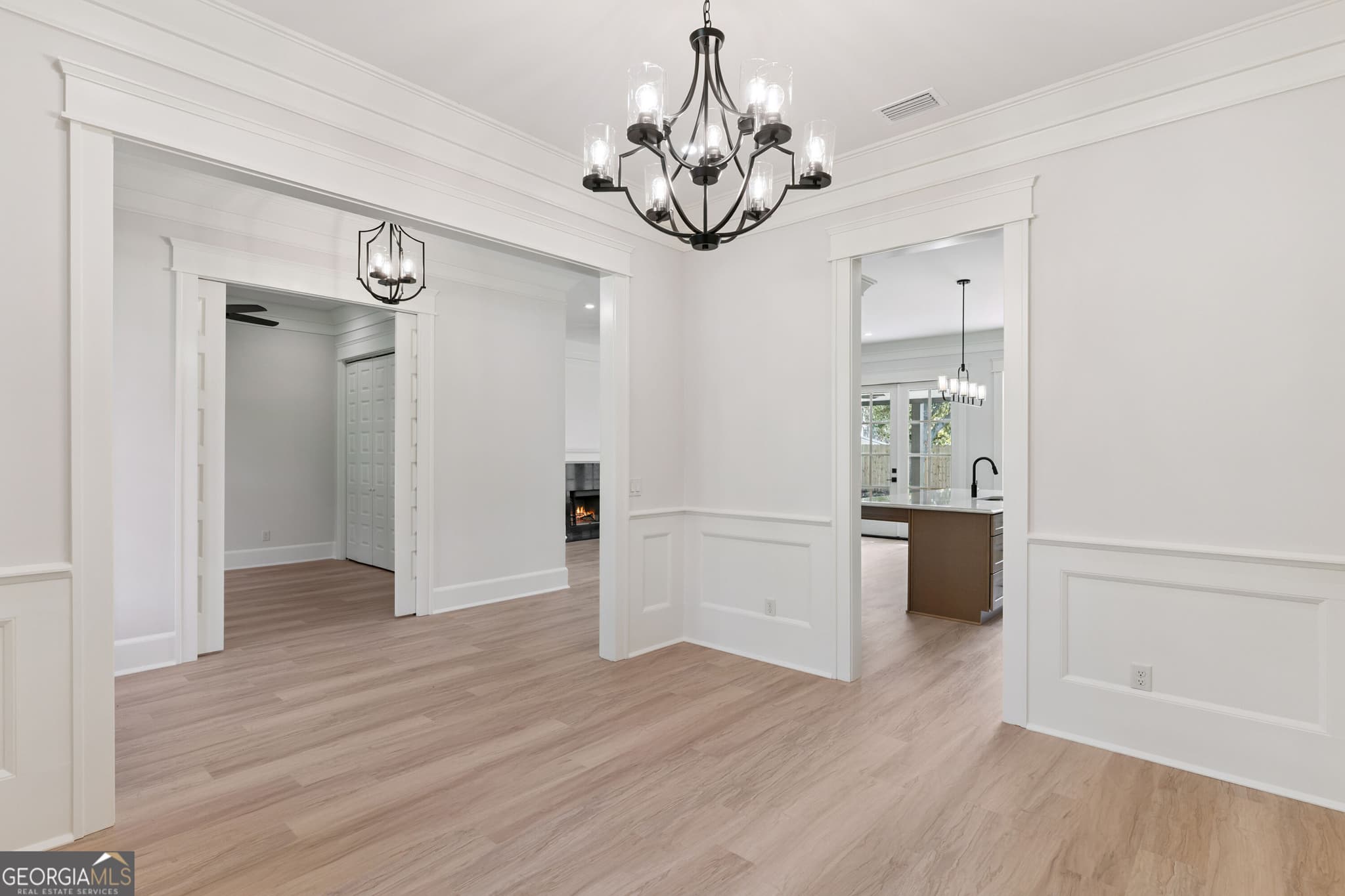 4 bedroom, 2.5 bathroom, 2,556 sq ft single family residence for sale at 139 Winding Trail, Brunswick, GA 31523 — photo 7