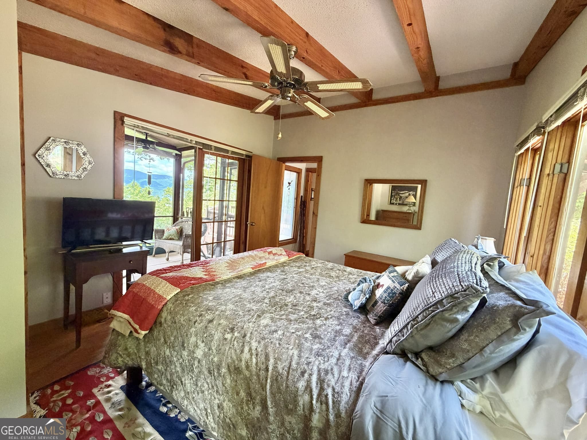 2 bedroom, 2 bathroom, 1,272 sq ft single family residence under contract at 1491 Black Branch Road, Rabun Gap, GA 30568 — photo 8