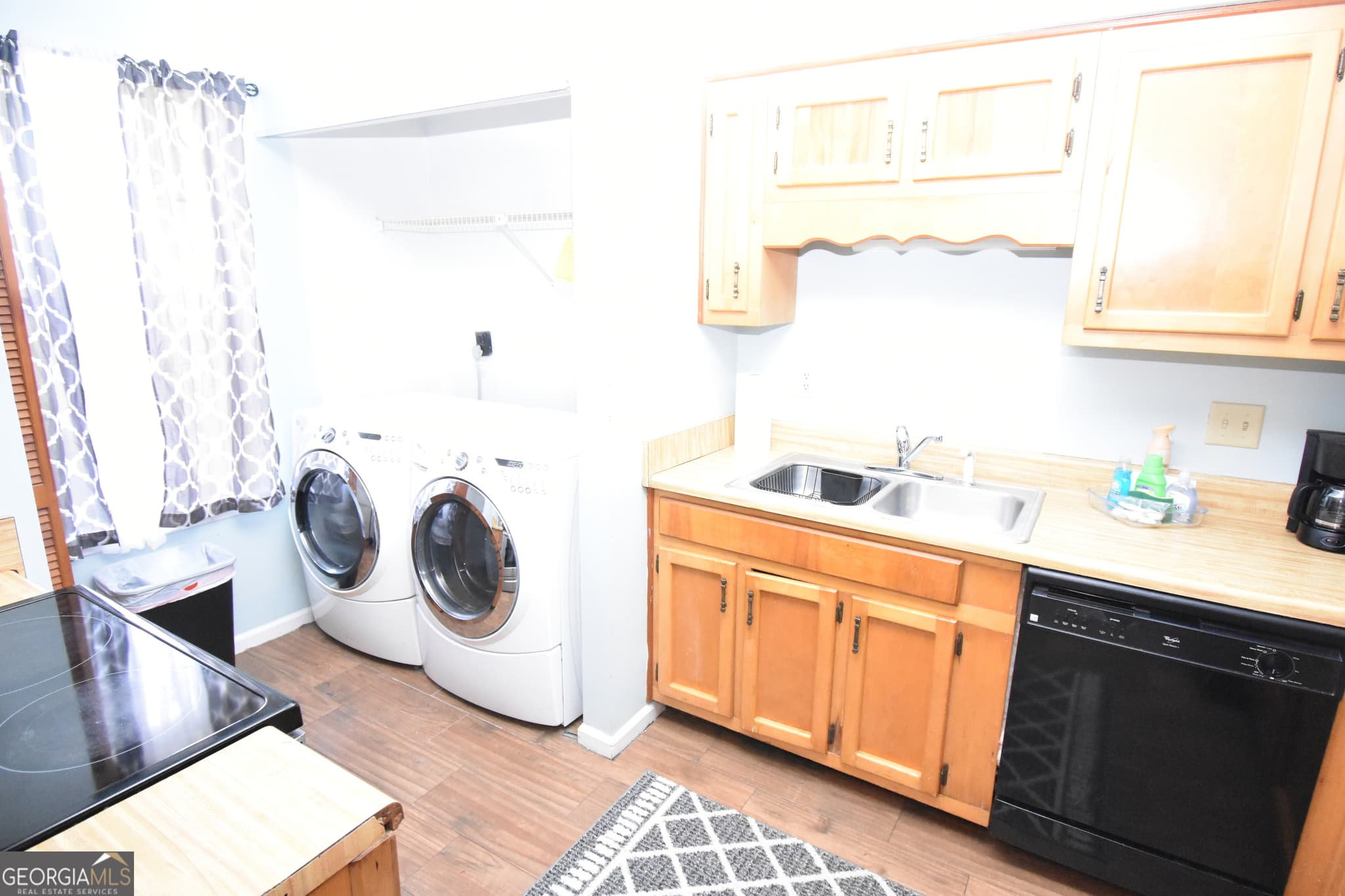 2 bedroom, 1.5 bathroom, 972 sq ft duplex for rent at 306 Admirals Walk Drive, St. Marys, GA 31558 for $2,200 a month — photo 3