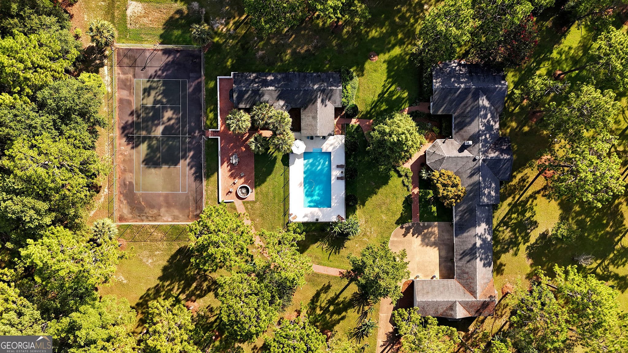 6 bedroom, 5 bathroom, 5,940 sq ft single family residence under contract at 200 Mimosa Lane, Cairo, GA 39827 — photo 2