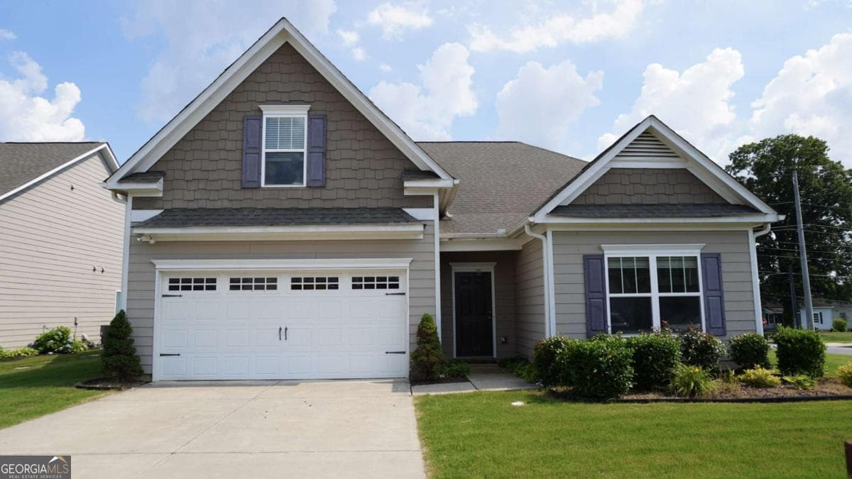 4 bedroom, 3 bathroom, 2,175 sq ft single family residence for sale at 39 Stadelman Court, Cartersville, GA 30120 — photo 1 of 28