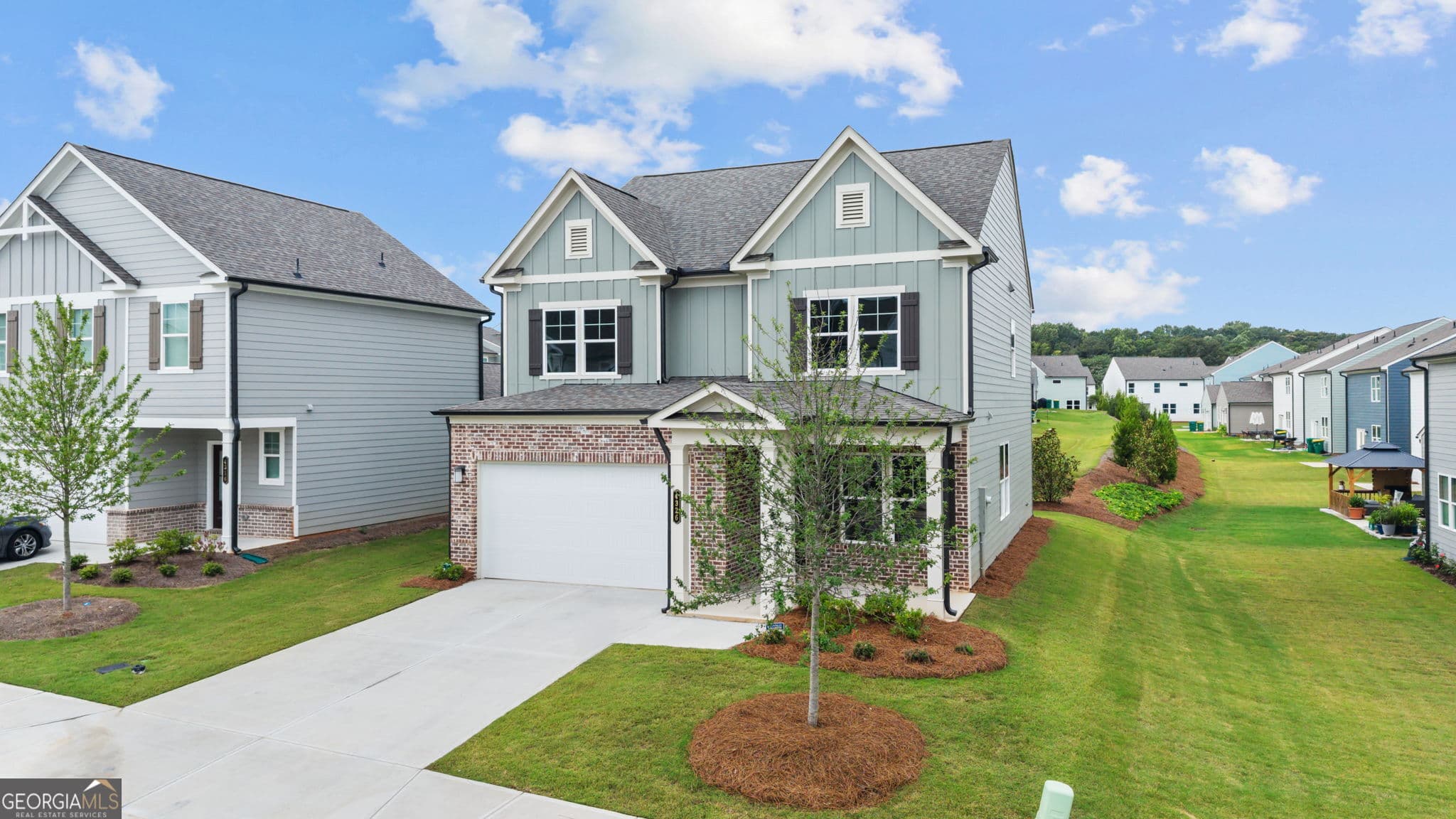 4 bedroom, 2.5 bathroom, 2,524 sq ft single family residence for sale at 4326 Buttonwood Lane, Lilburn, GA 30047 — photo 3