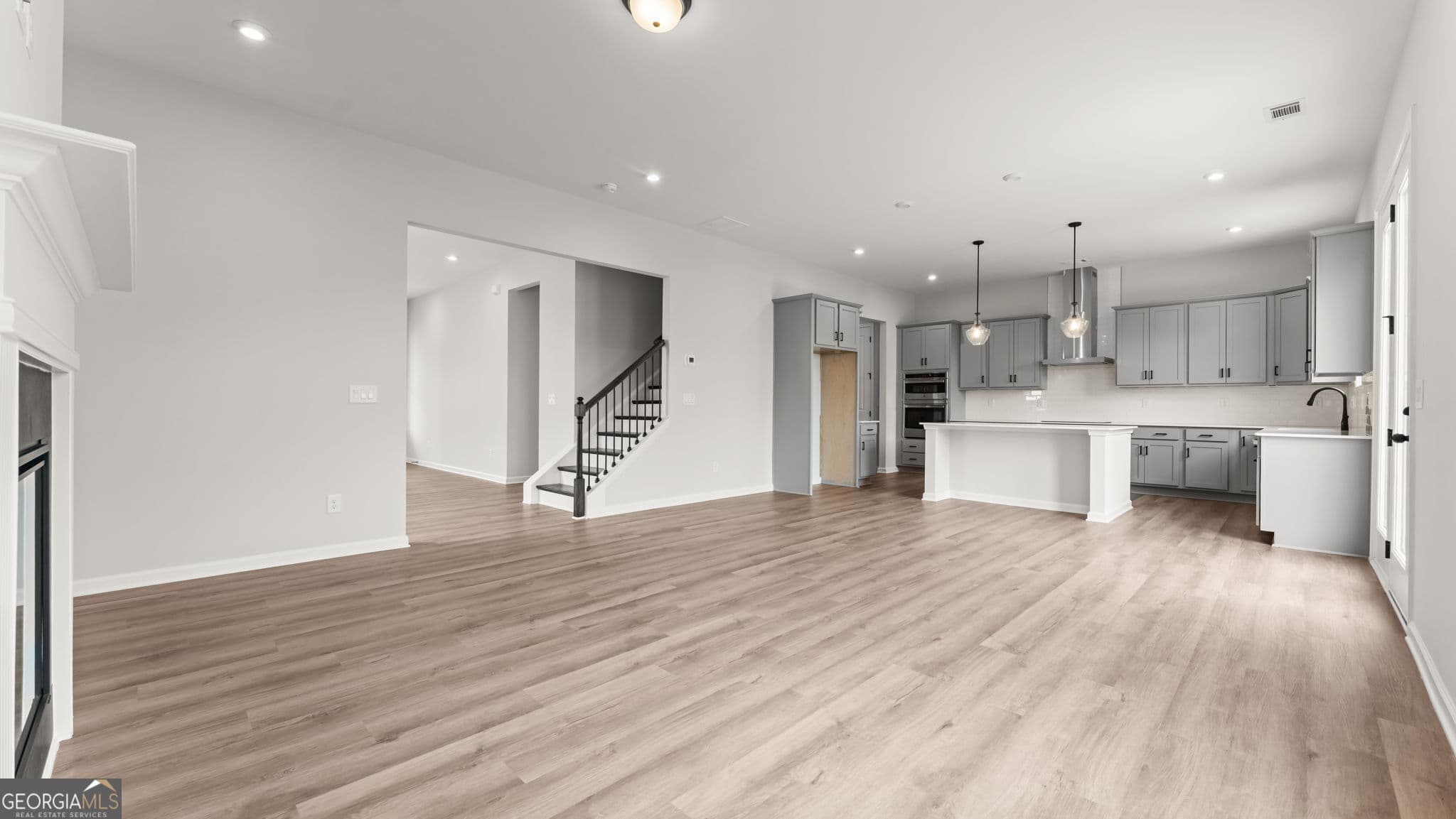 4 bedroom, 2.5 bathroom, 2,524 sq ft single family residence for sale at 4326 Buttonwood Lane, Lilburn, GA 30047 — photo 9