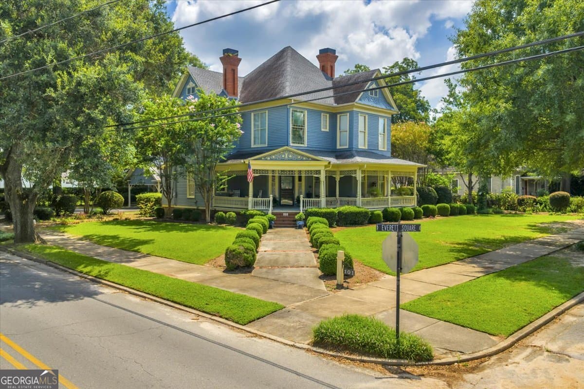 4 bedroom, 3.5 bathroom, 3,142 sq ft single family residence for sale at 101 Everett Square, Fort Valley, GA 31030
