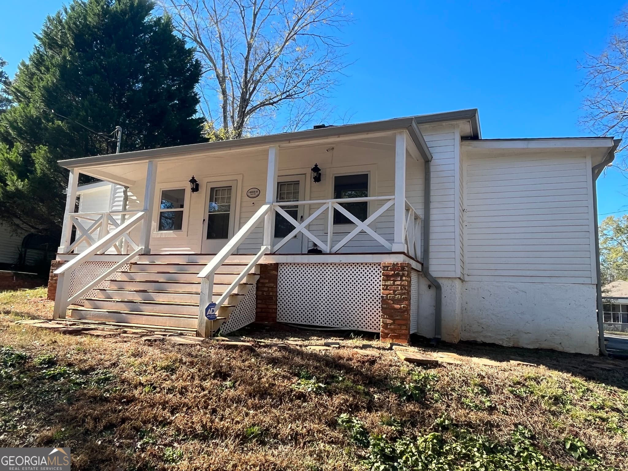 3 bedroom, 2.5 bathroom, 1,300 sq ft single family residence for rent at 3 Beech Street, Porterdale, GA 30014 for $1,700 a month