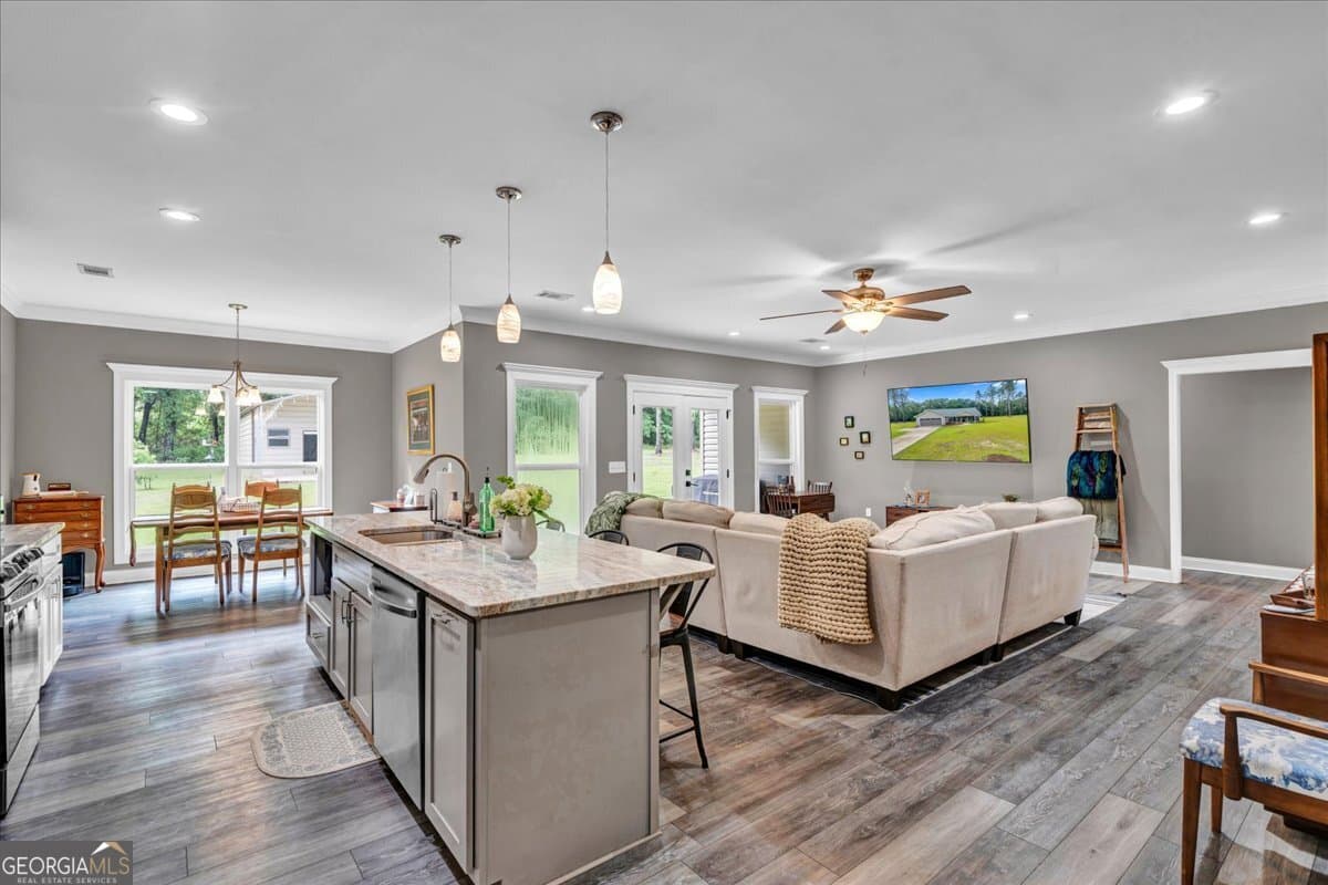 4 bedroom, 2 bathroom, 2,030 sq ft single family residence for sale at 1914 Payne Road, Rentz, GA 31075 — photo 8
