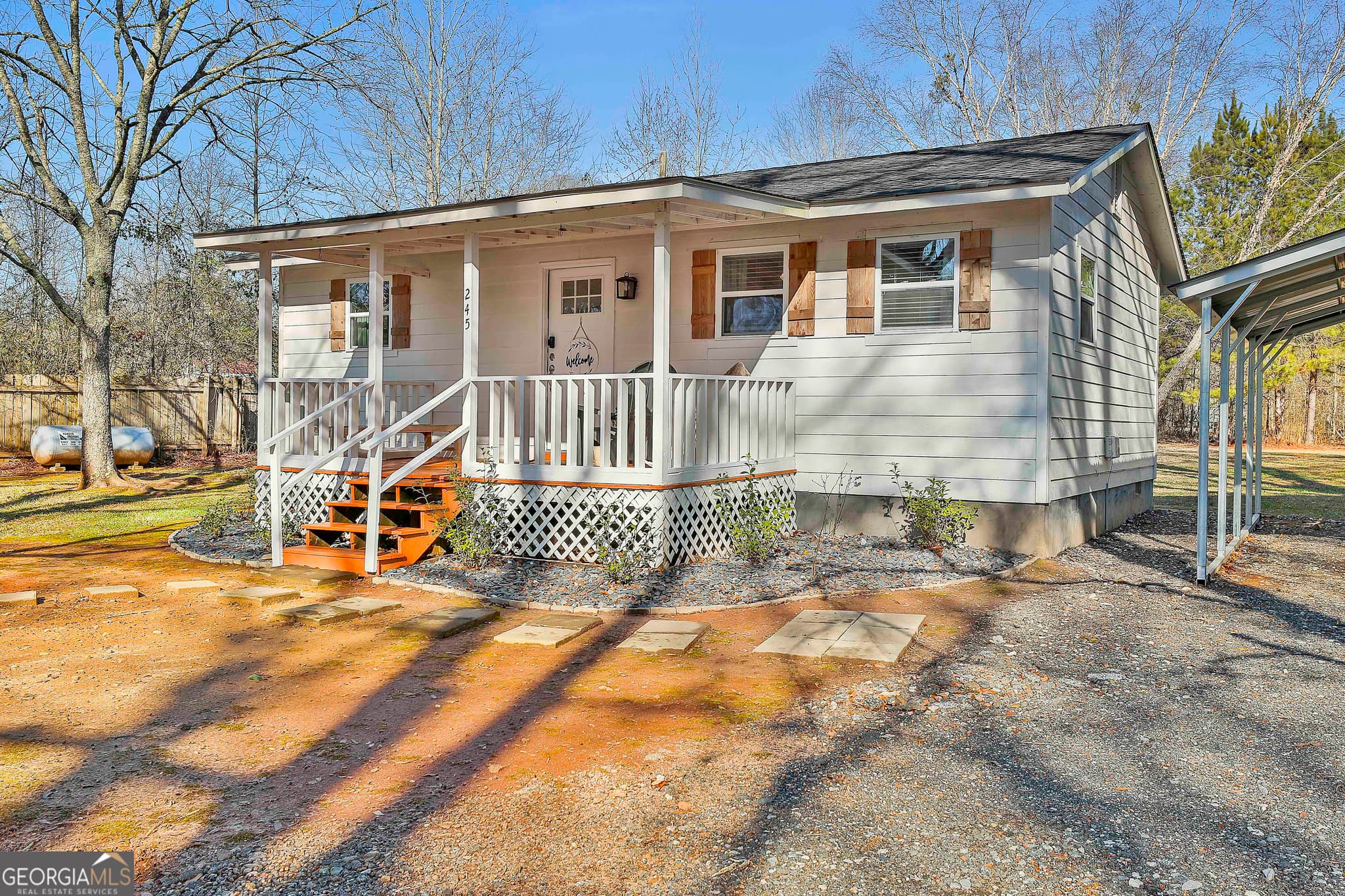 3 bedroom, 2 bathroom, 1,100 sq ft cabin,single family residence sold at 245 Oneal Drive, Luthersville, GA 30251