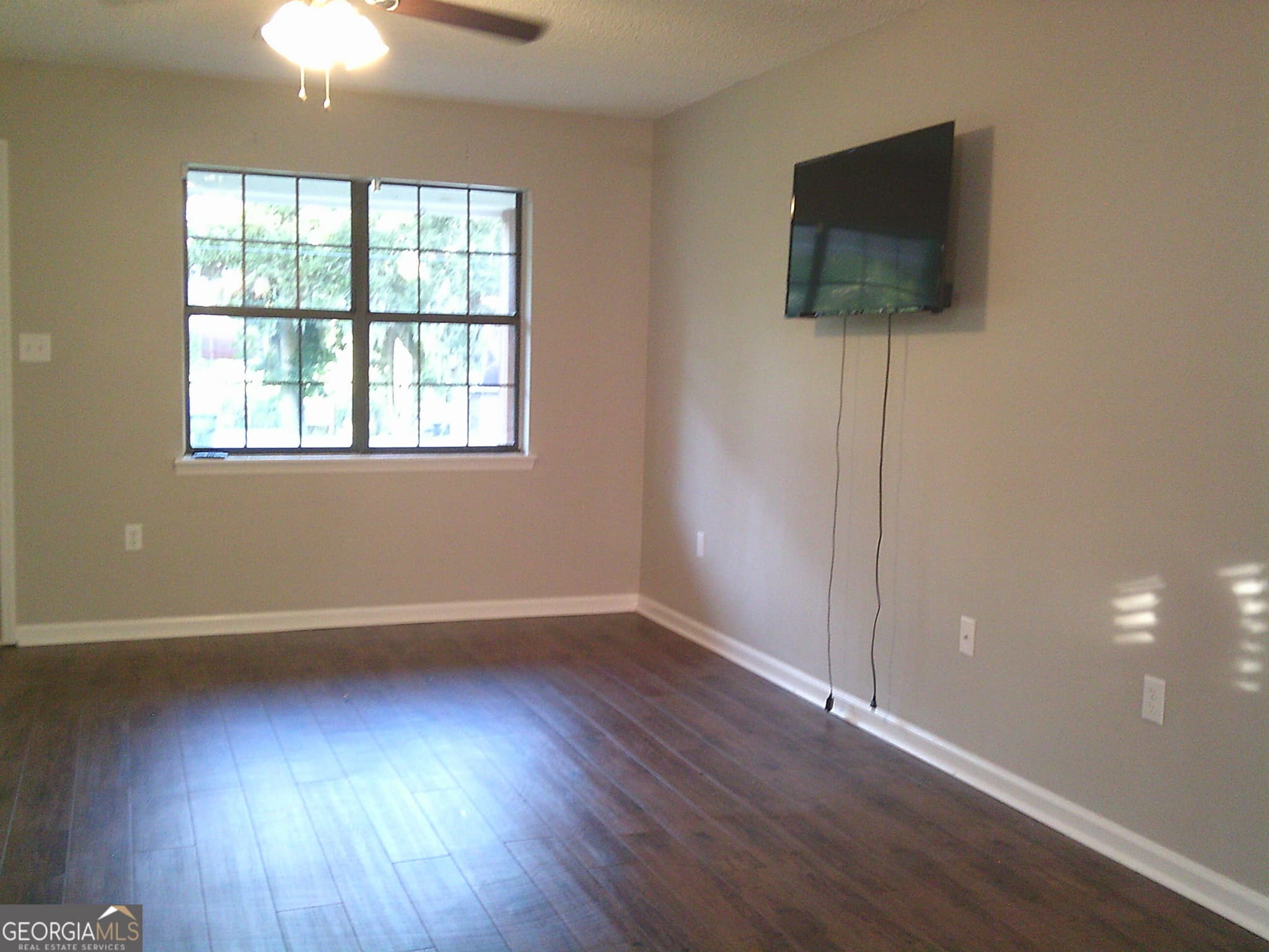 3 bedroom, 1 bathroom, 1,076 sq ft single family residence for sale at 4904 Pikes Pond Road, Lake Park, GA 31636 — photo 8