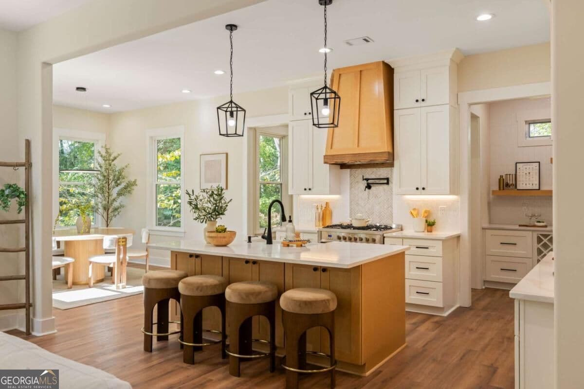 4 bedroom, 3.5 bathroom, 2,930 sq ft single family residence for sale at 3125 Spain Road, Snellville, GA 30039 — photo 6
