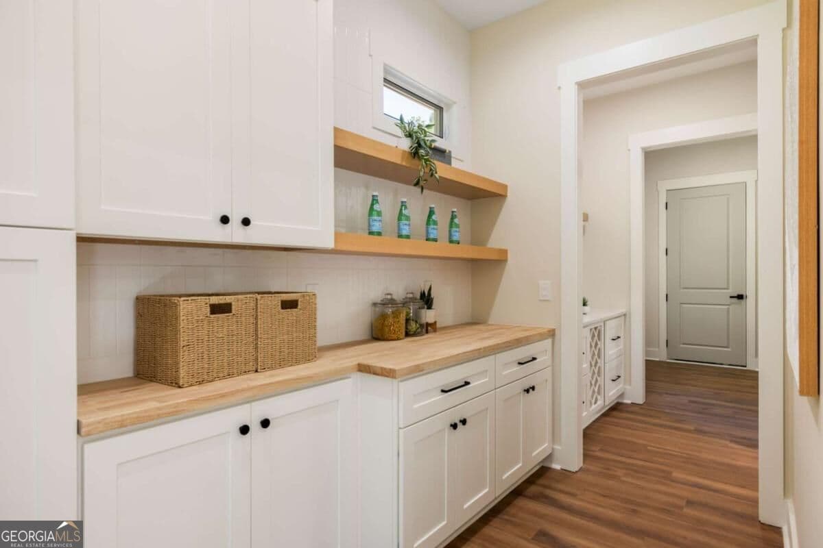 4 bedroom, 3.5 bathroom, 2,930 sq ft single family residence for sale at 3125 Spain Road, Snellville, GA 30039 — photo 10